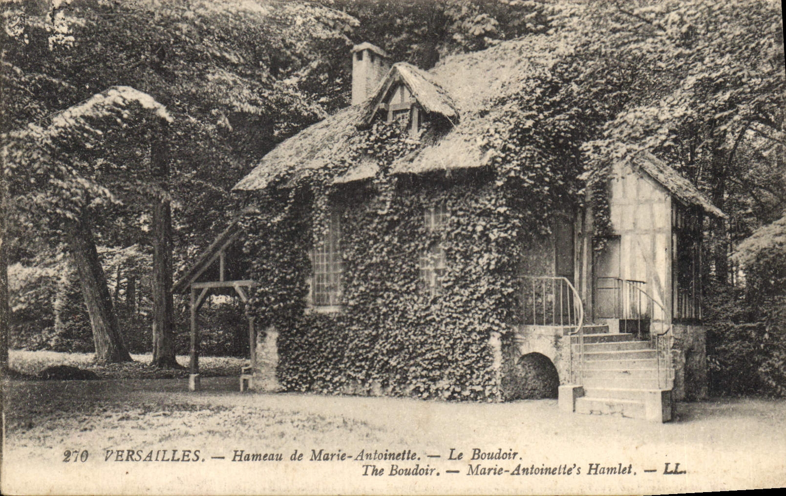 CPA Versailles Hameau de Marie Antoinette Le Boudoir 