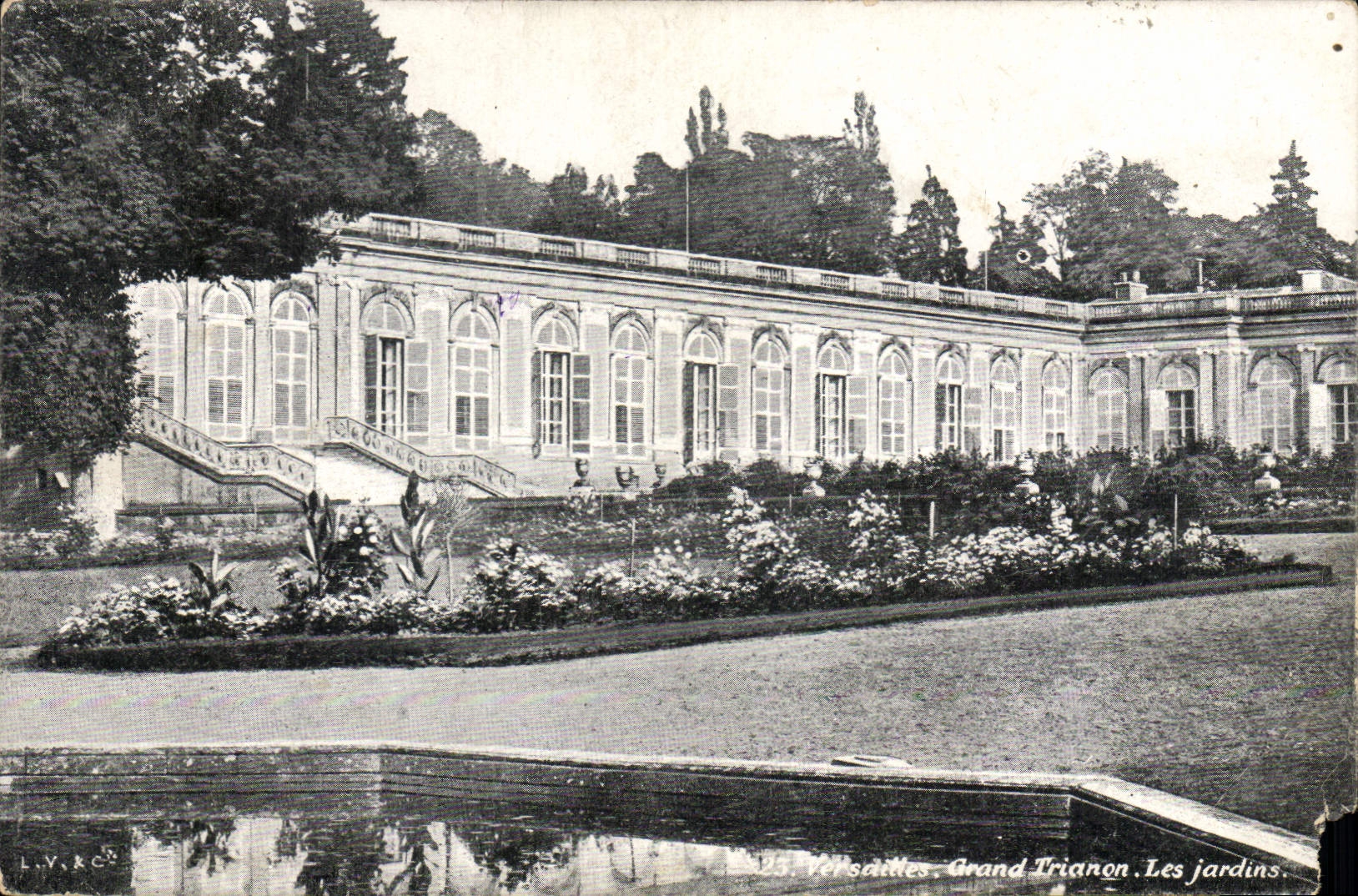 CPA Versailles Grand Trianon Les jardins 