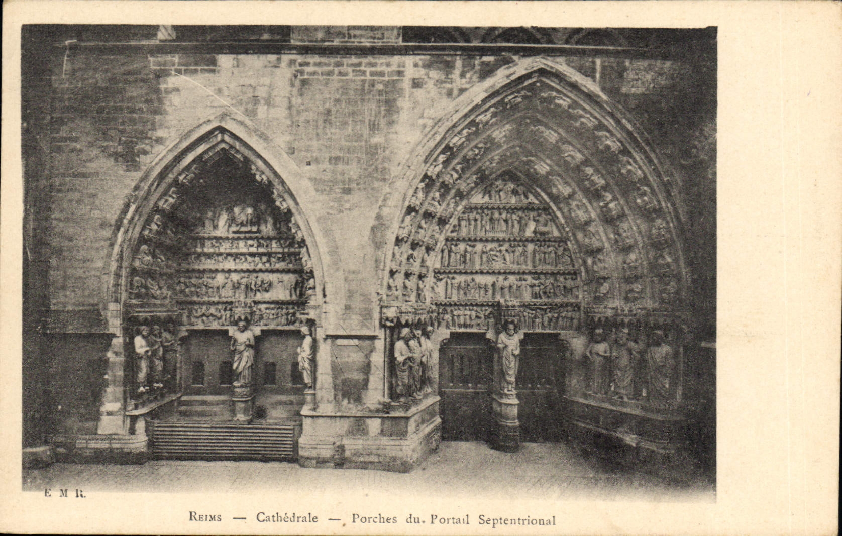 CPA Reims Cathedrale Porches du Portail Septentrional
