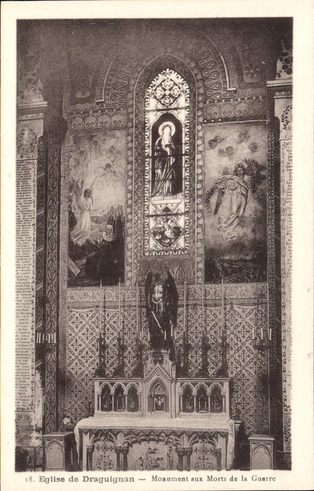 CPA Eglise de Draguignan Monument aux Morts de la Guerre