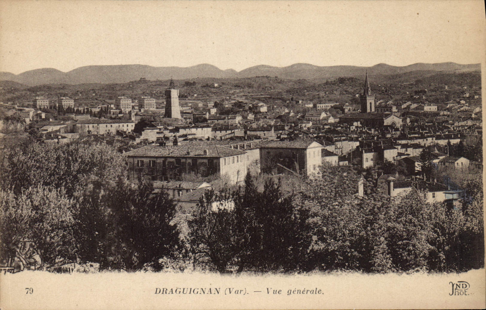 CPA Draguignan Var Vue generale 