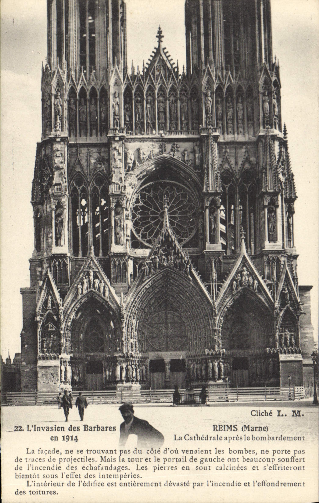 CPA Reims Marne La Cathedrale a pres le bomardement