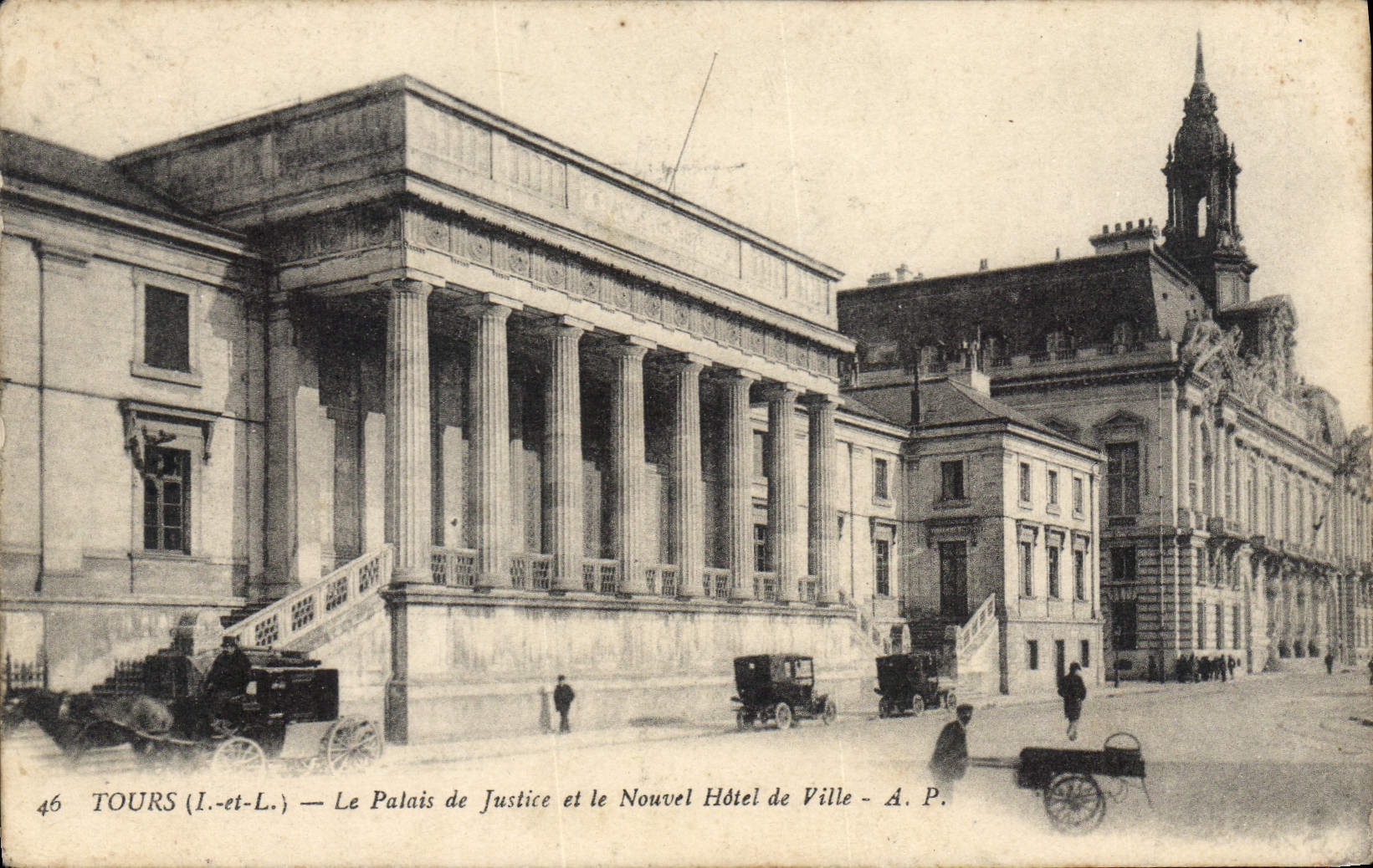 CPA Tours L et L Le Palais de Justice et le Nouvel Hotel de Ville 