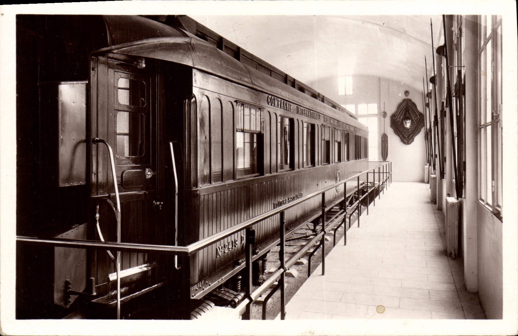 CPA Fort de Compiegne Le Wagon du Marechal 