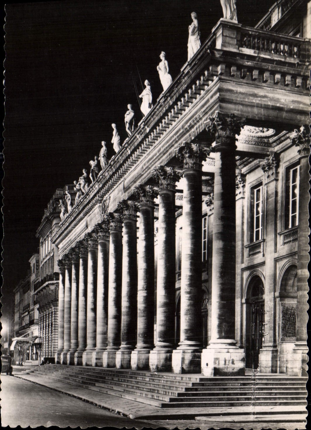 CPA Bordeaux La Nuit Le Grand Theatre 