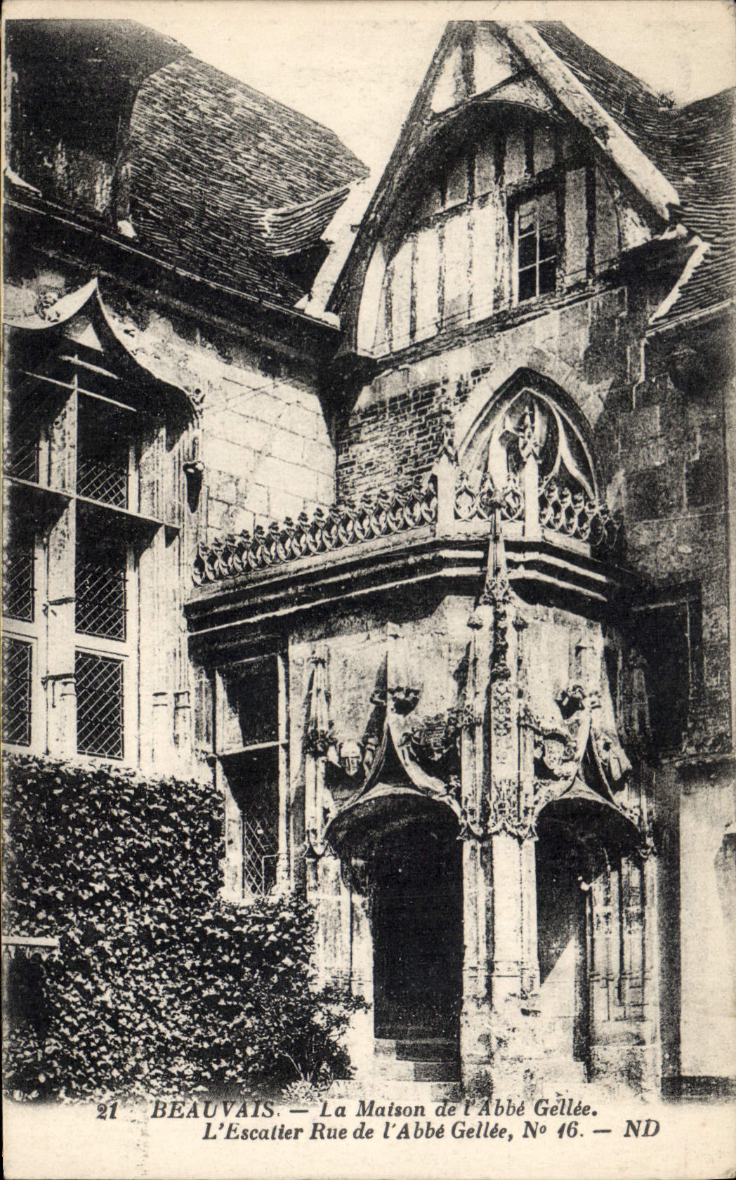 CPA Beauvais La Maison de l'Abbe Gellee L'Escalier Rue de l'Abbe Geller 