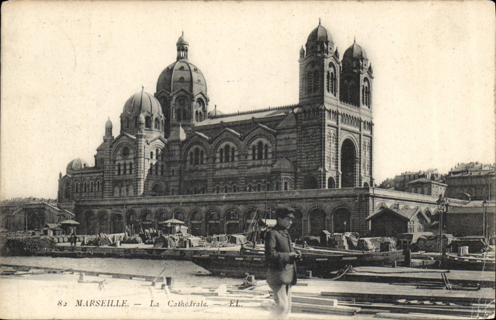 CPA Marseille La Cathedrale 