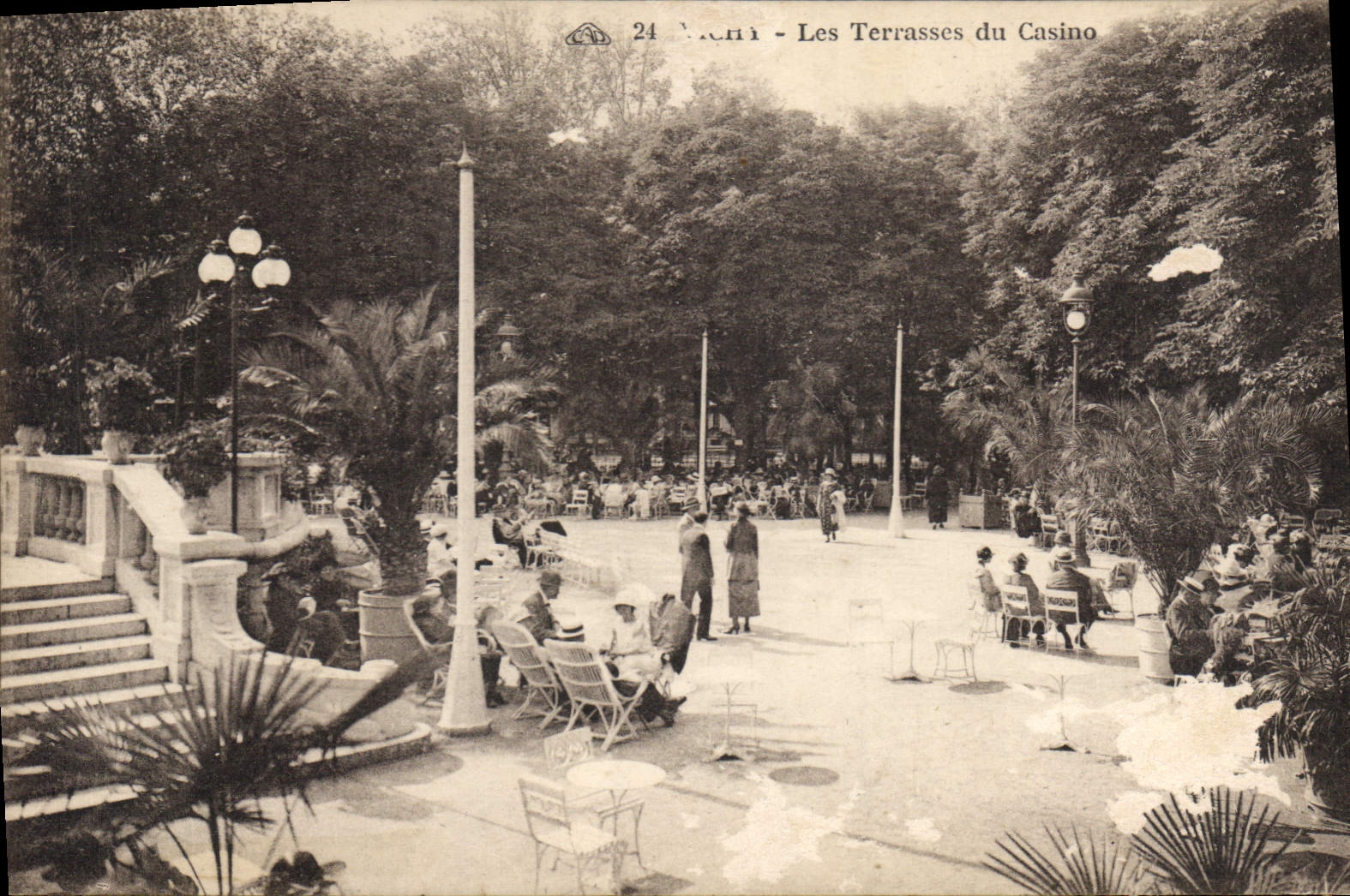 CPA Vichy Les Terrasses du Casino 