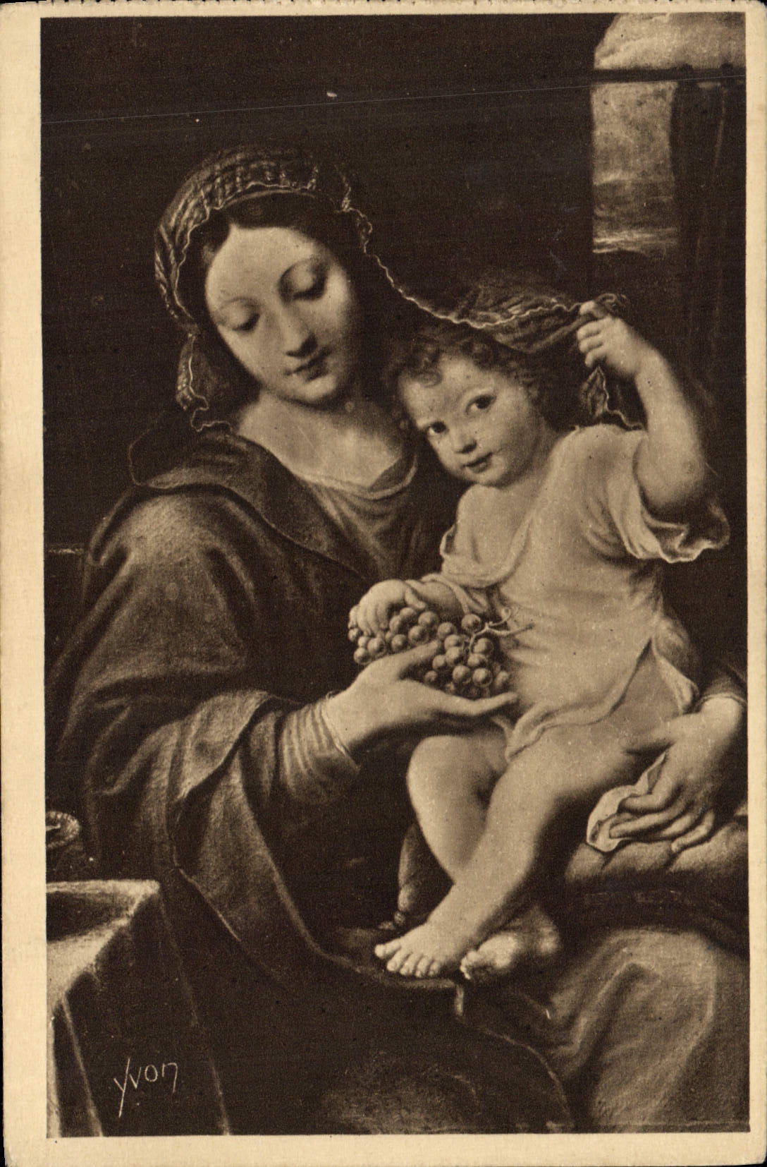 CPA Musee du Louvre Mignard La Vierge a la grappe 