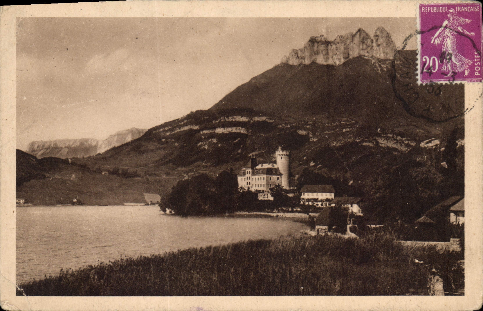 CPA Annecy Le Chateau de Duingt 
