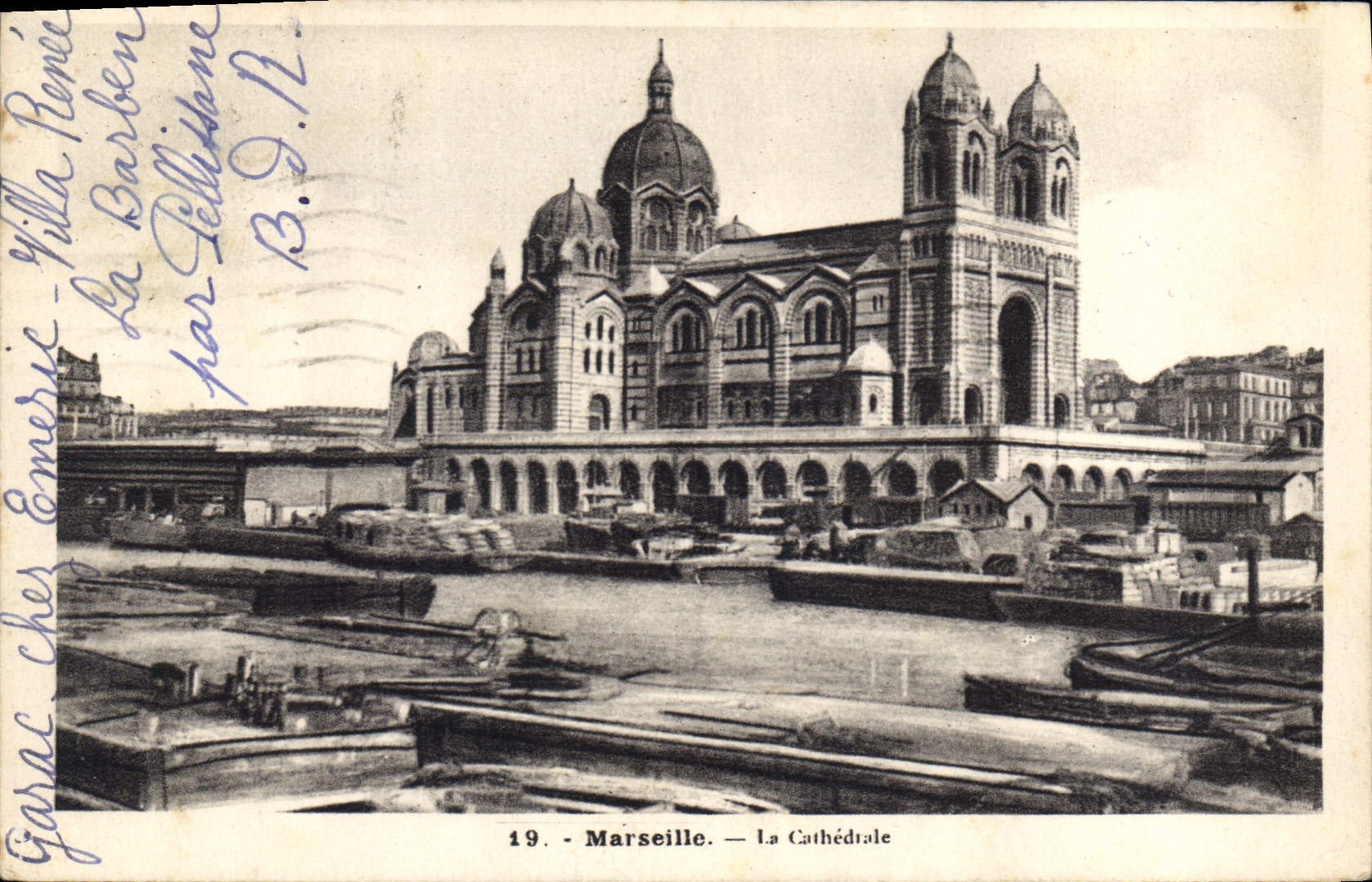 CPA Marseille La Cathedrale 