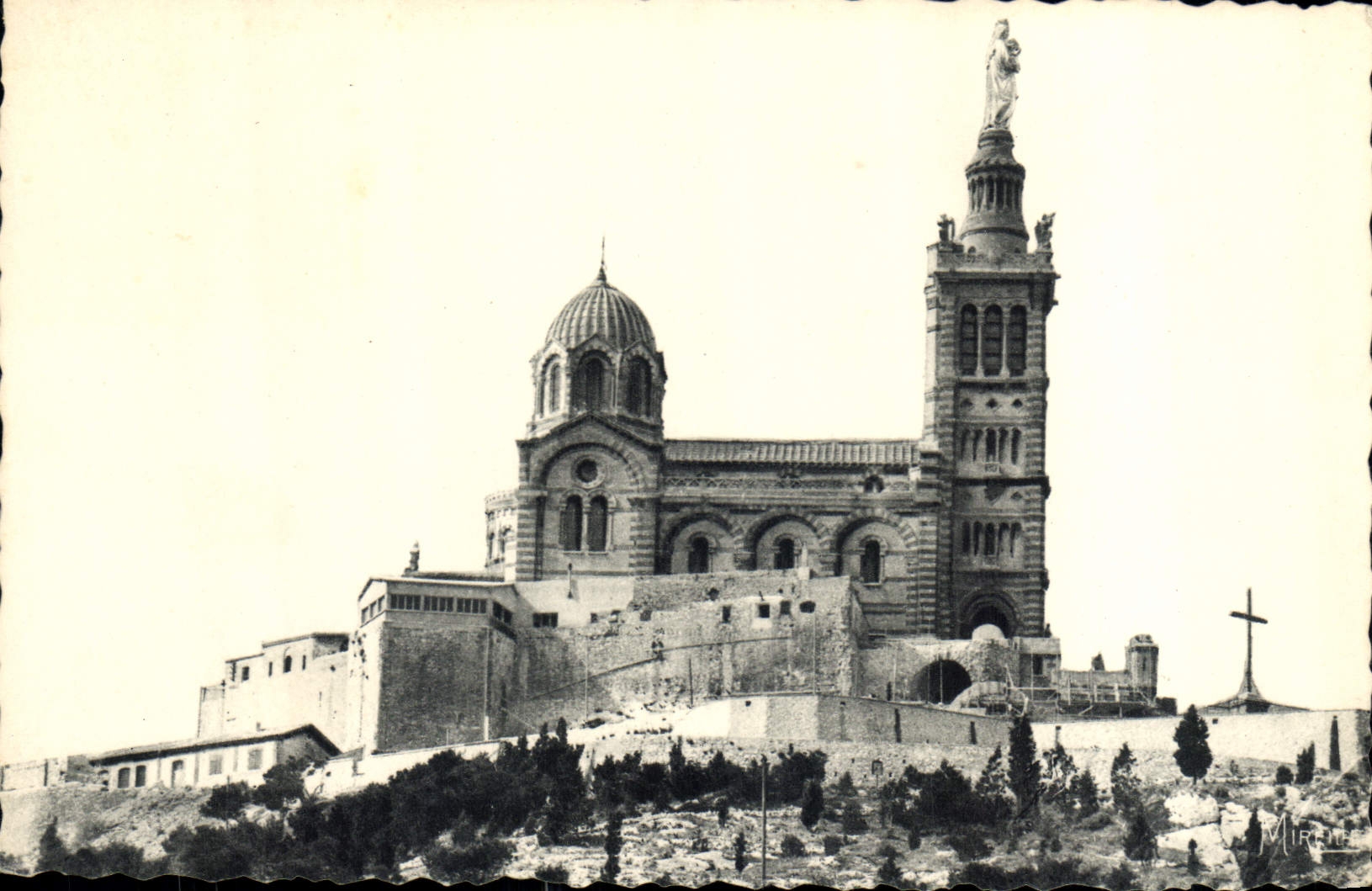 CPA Marseille B du R Notre Dame de la Garde 
