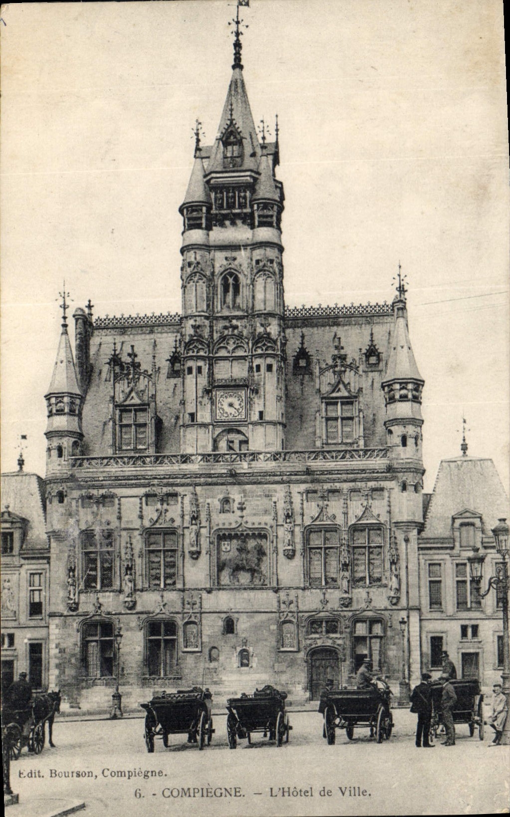 CPA Compiegne L'Hotel de Ville 