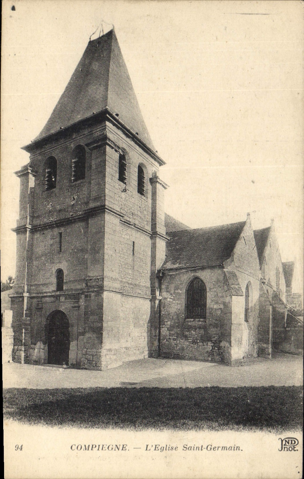 CPA Compiegne L'Eglise Saint Germain 
