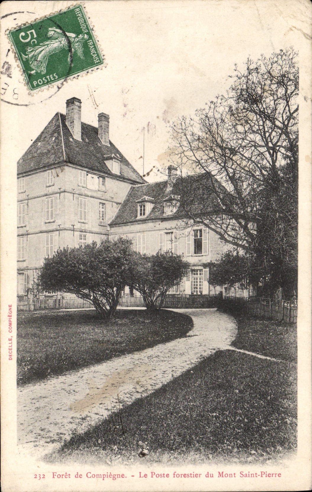 CPA Foret de Compiegne le Poste Forestier du Mont Saint Pierre 