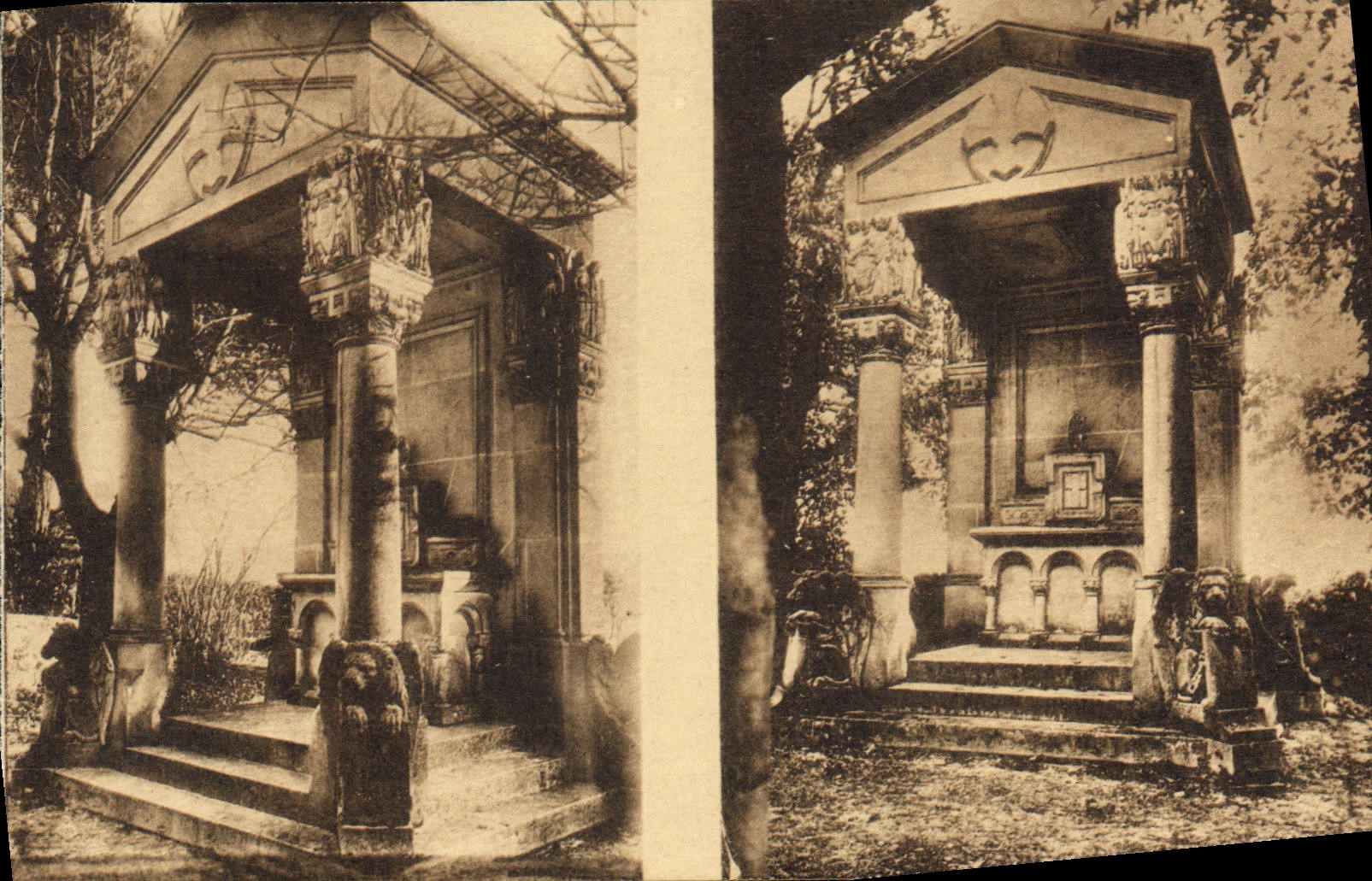 CPA Fanjeaux Monument eleve sur l'emplacement du miracle du feu interieur Monument eleve sur l'empla