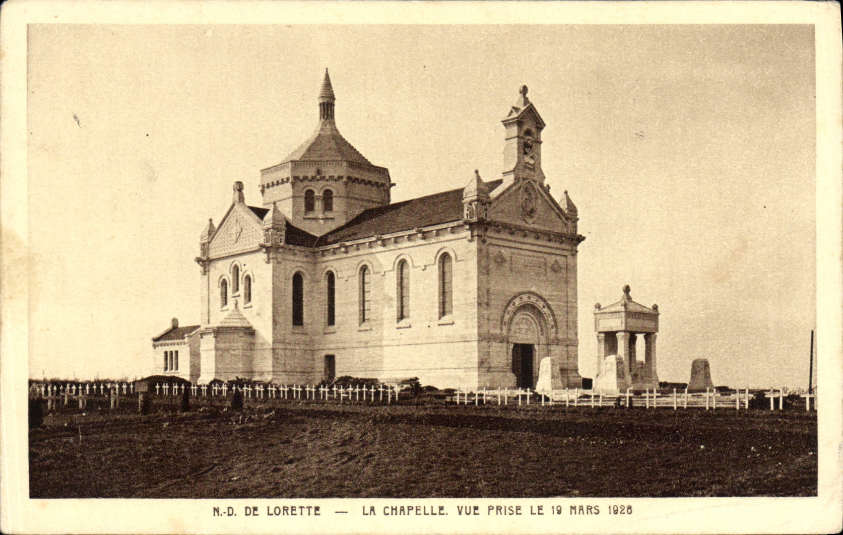 CPA N D de Lorette la Chapelle vue prise le 19 Mars 1925 