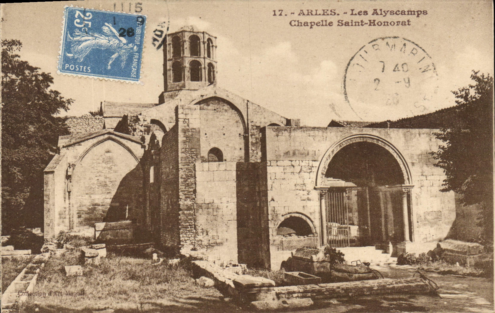 CPA Arles les Alyscamps Chapelle Saint Honorat 
