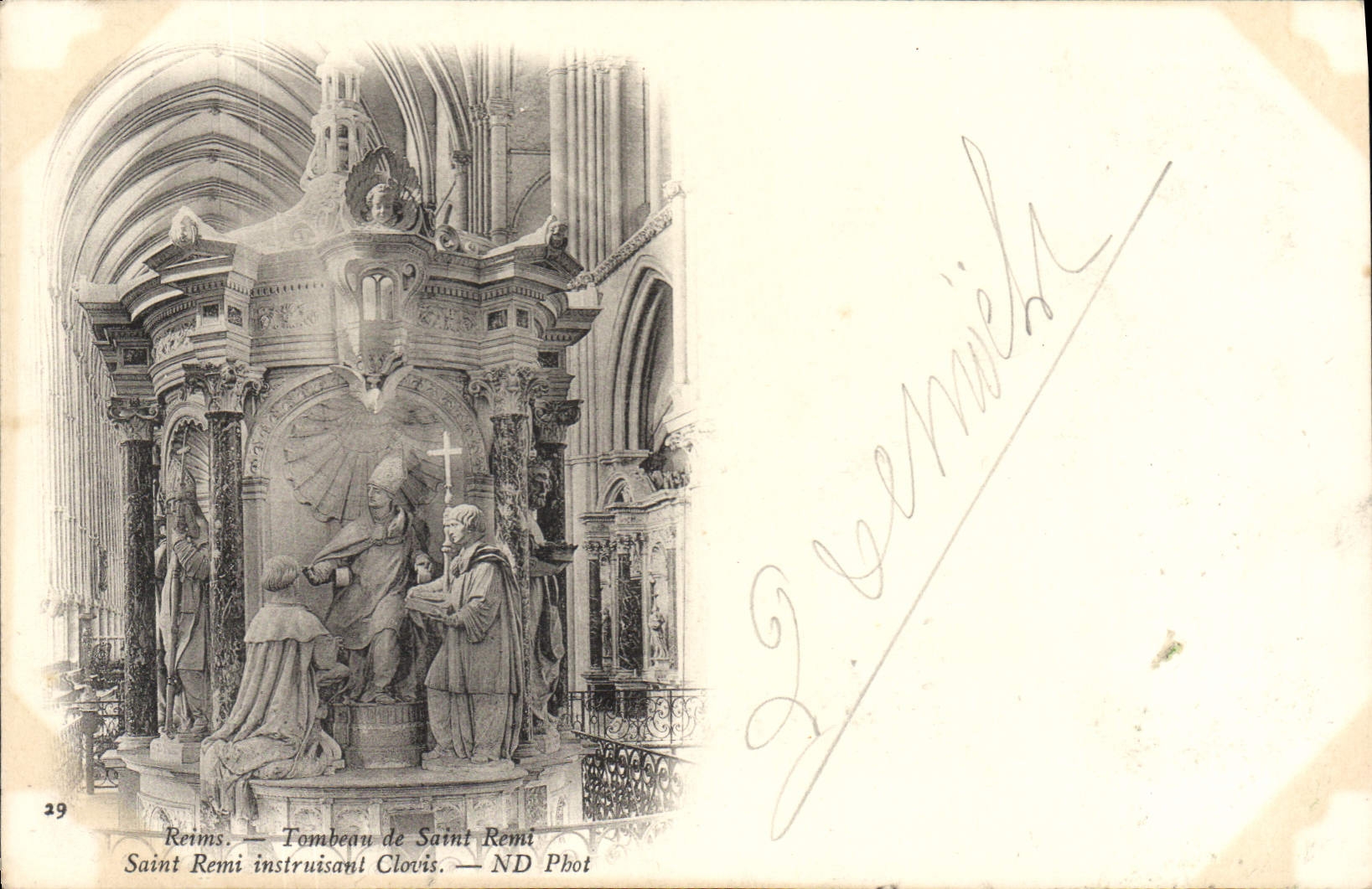 CPA Reims Tombeau de Saint Remi Saint Remi instruisant Clovis