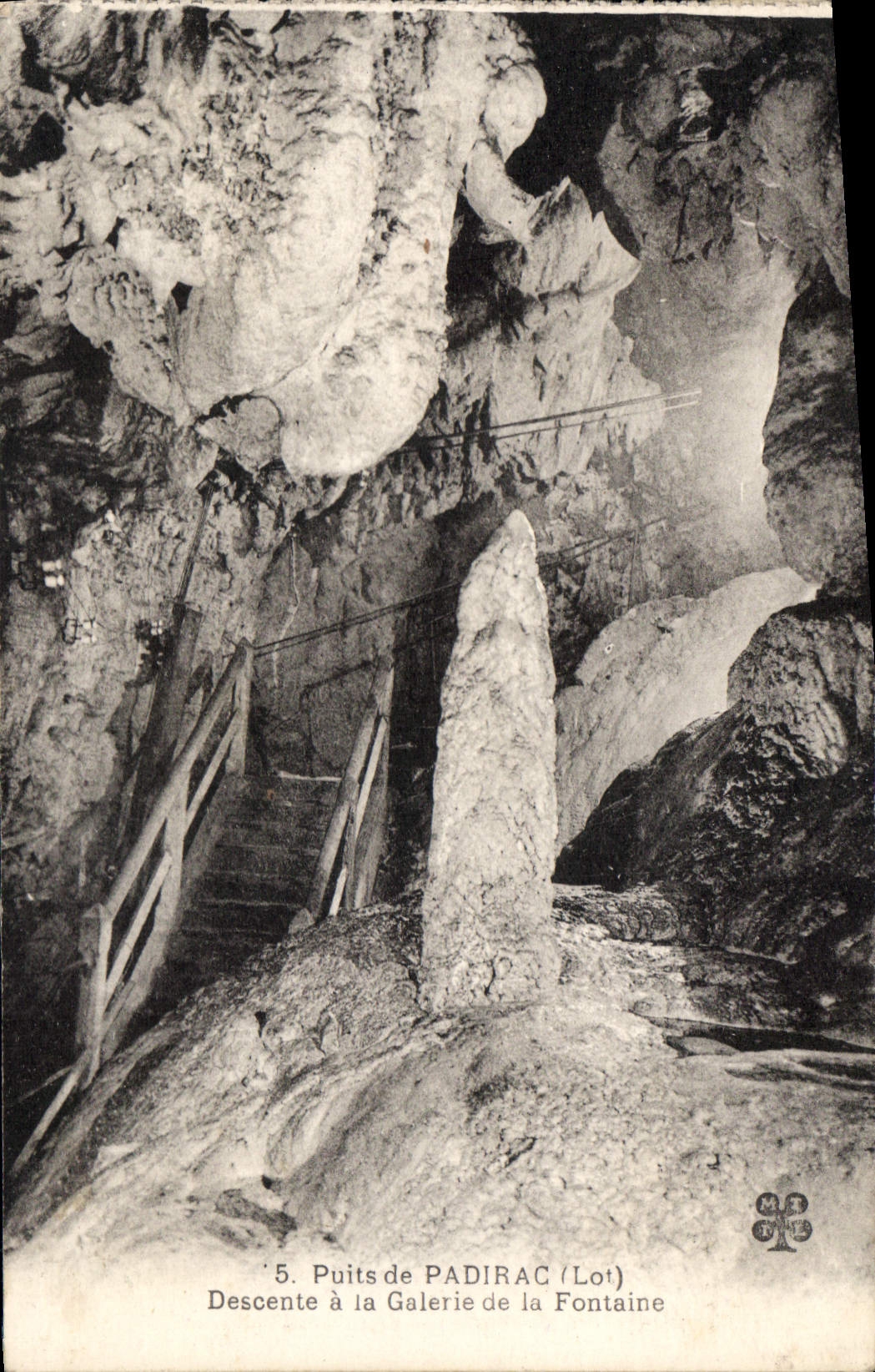 CPA Puits de Padirac Lot Descente a la Galerie de la Fontaine