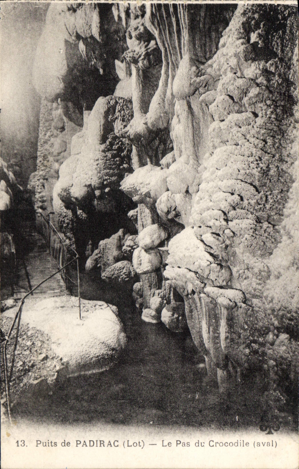CPA Puits de Padirac Lot le Pas du Crocodile Aval