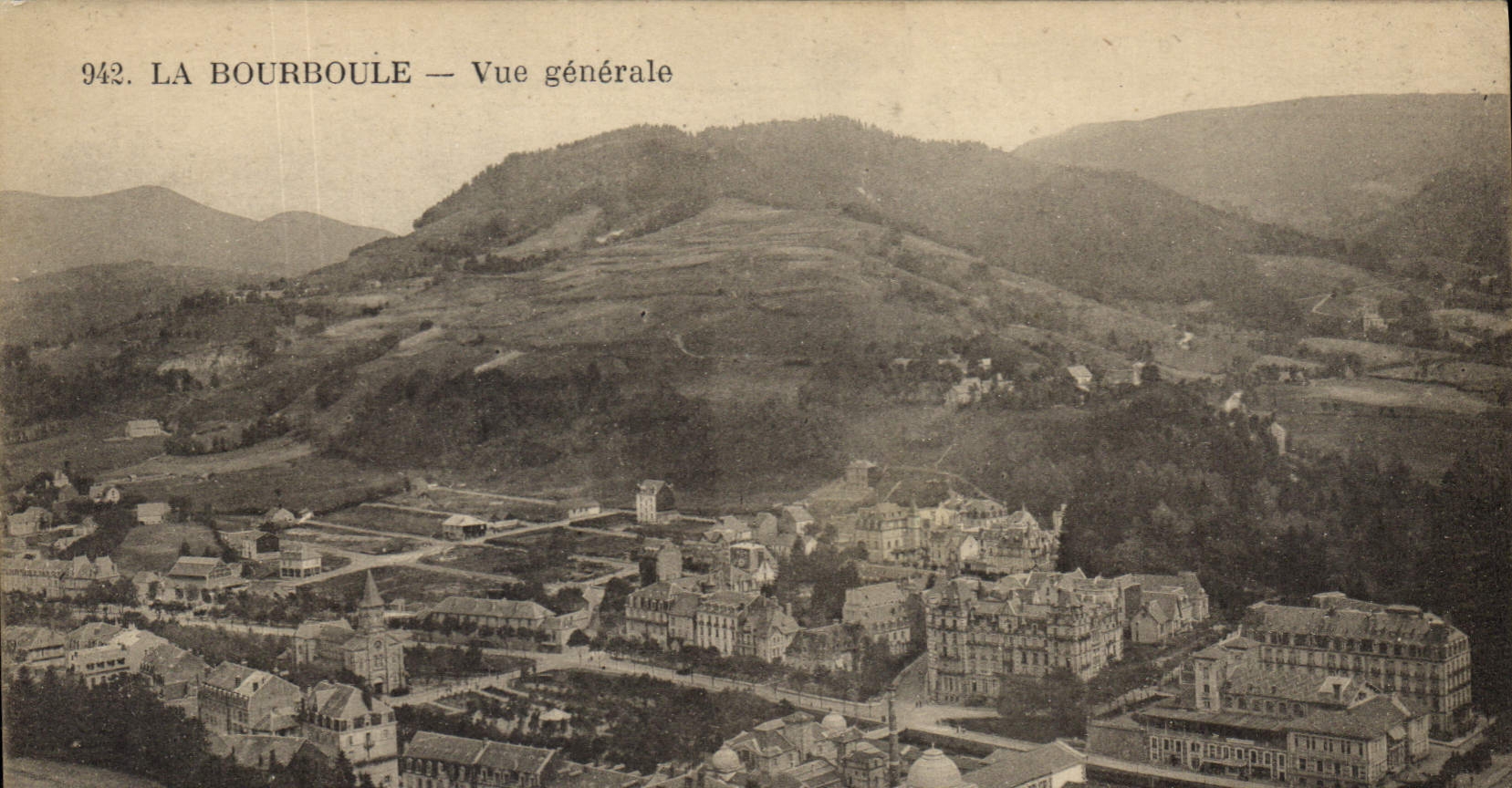 CPA La Bourboule vue generale 