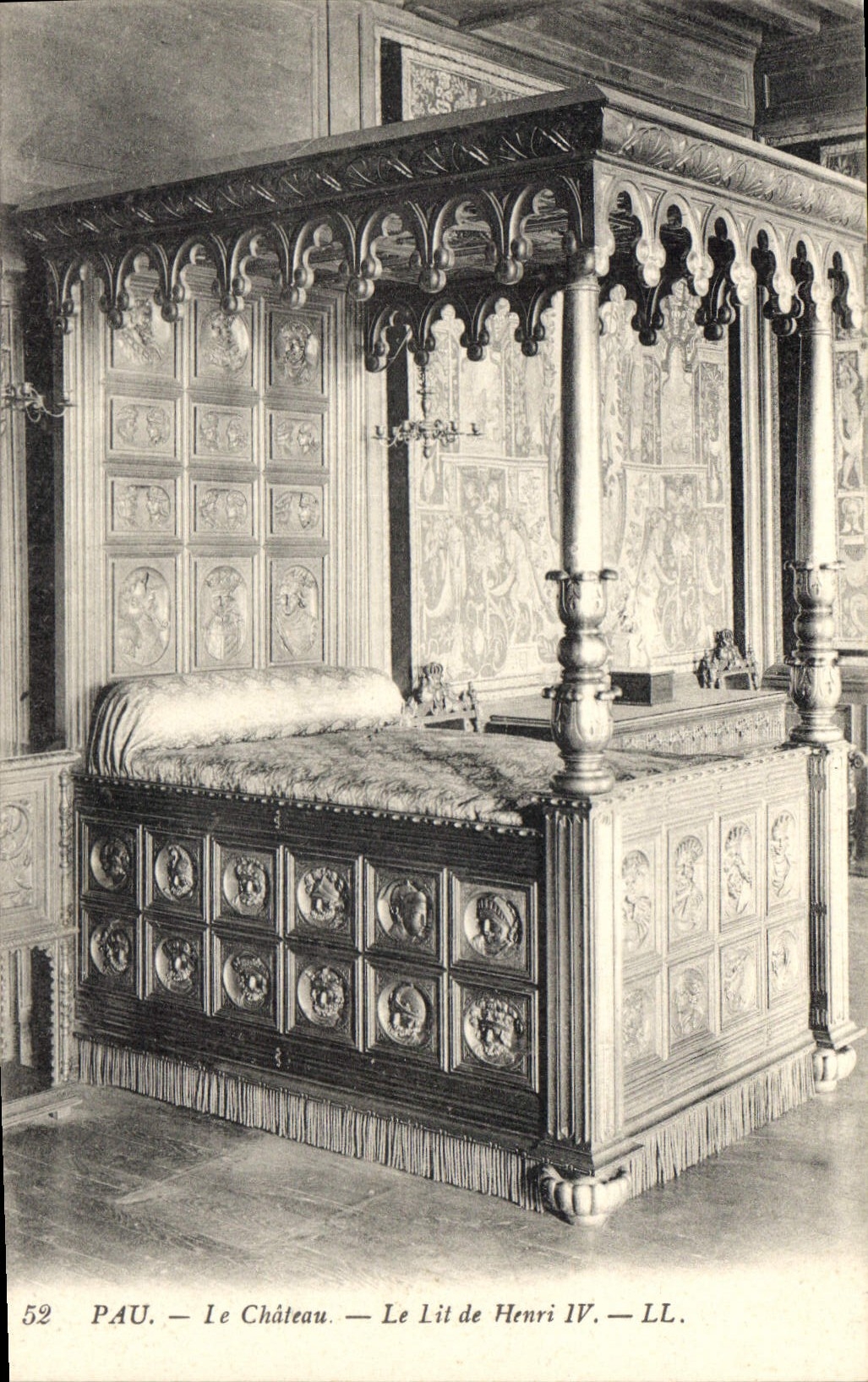 CPA Pau le Chateau le Lit de Henri IV 