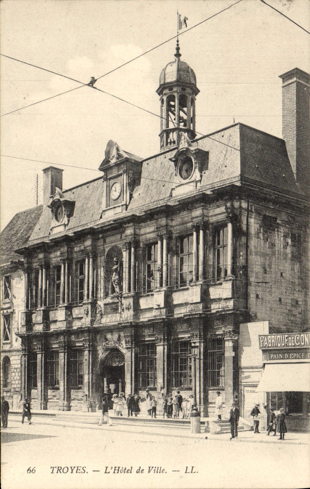 CPA Troyes l'hotel de Ville 