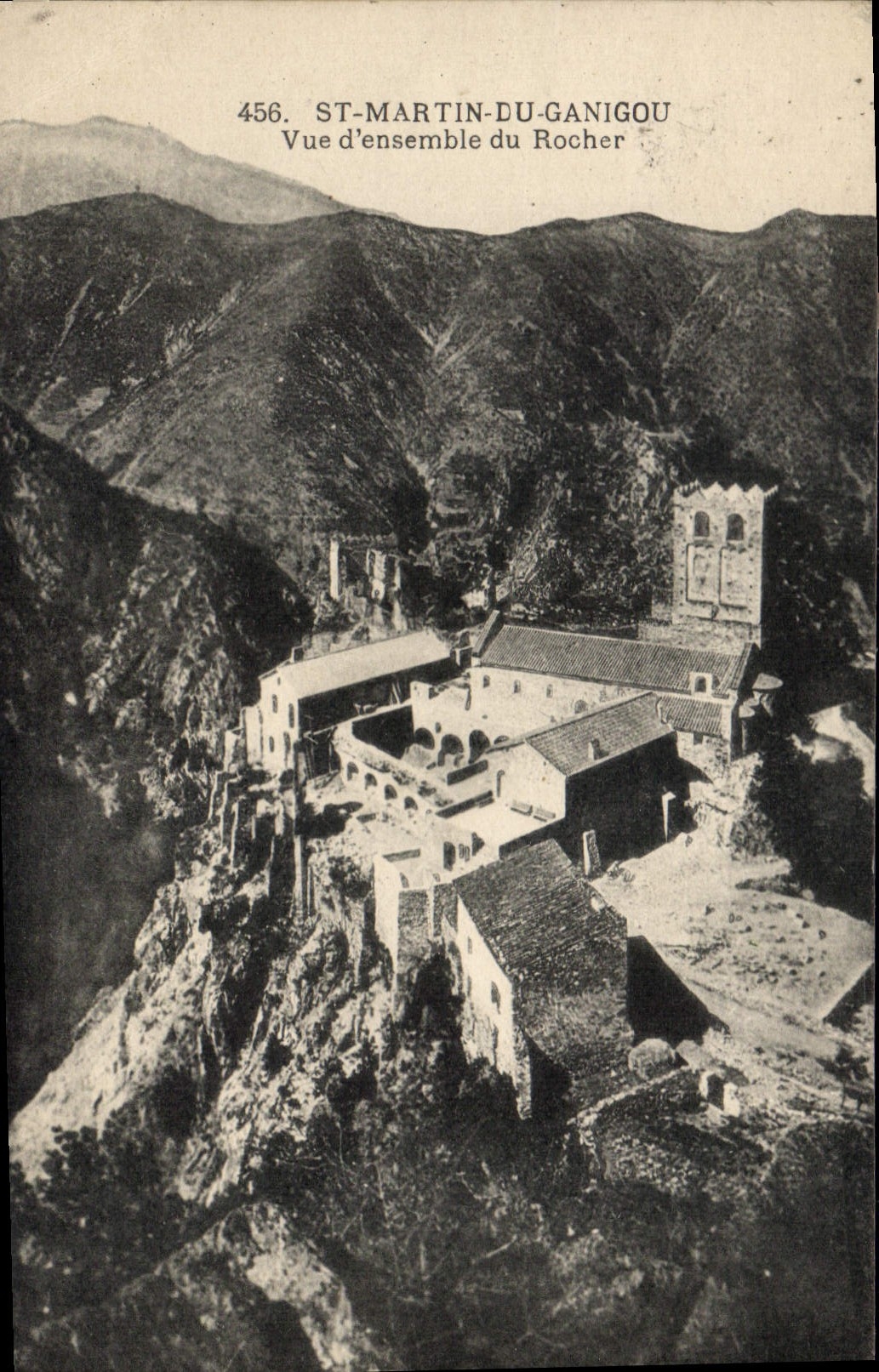 CPA St Martin du Ganigou vue d'ensemble du Rocher 