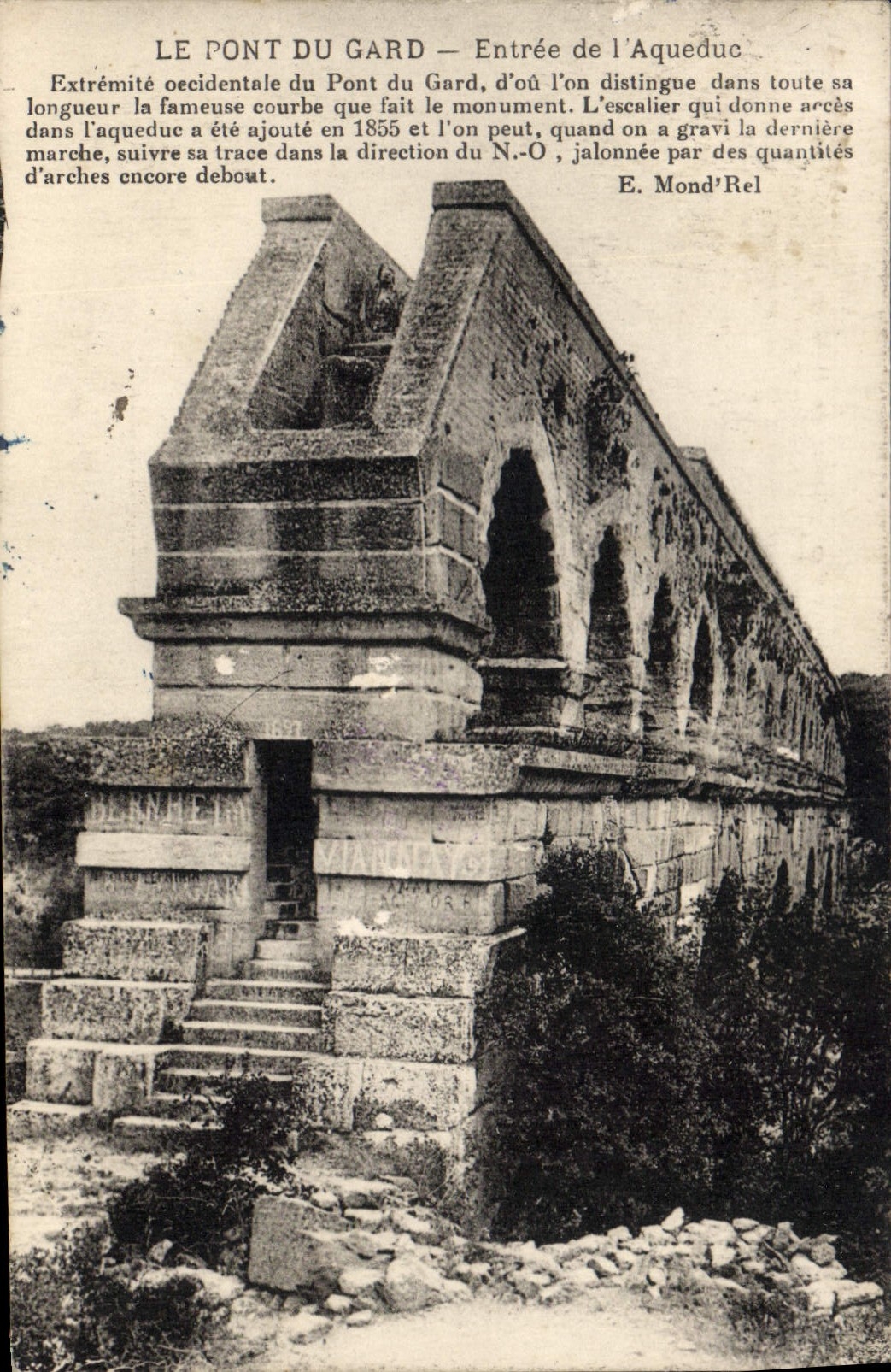 CPA Le Pont du Gard Entree de l'Aqueduc