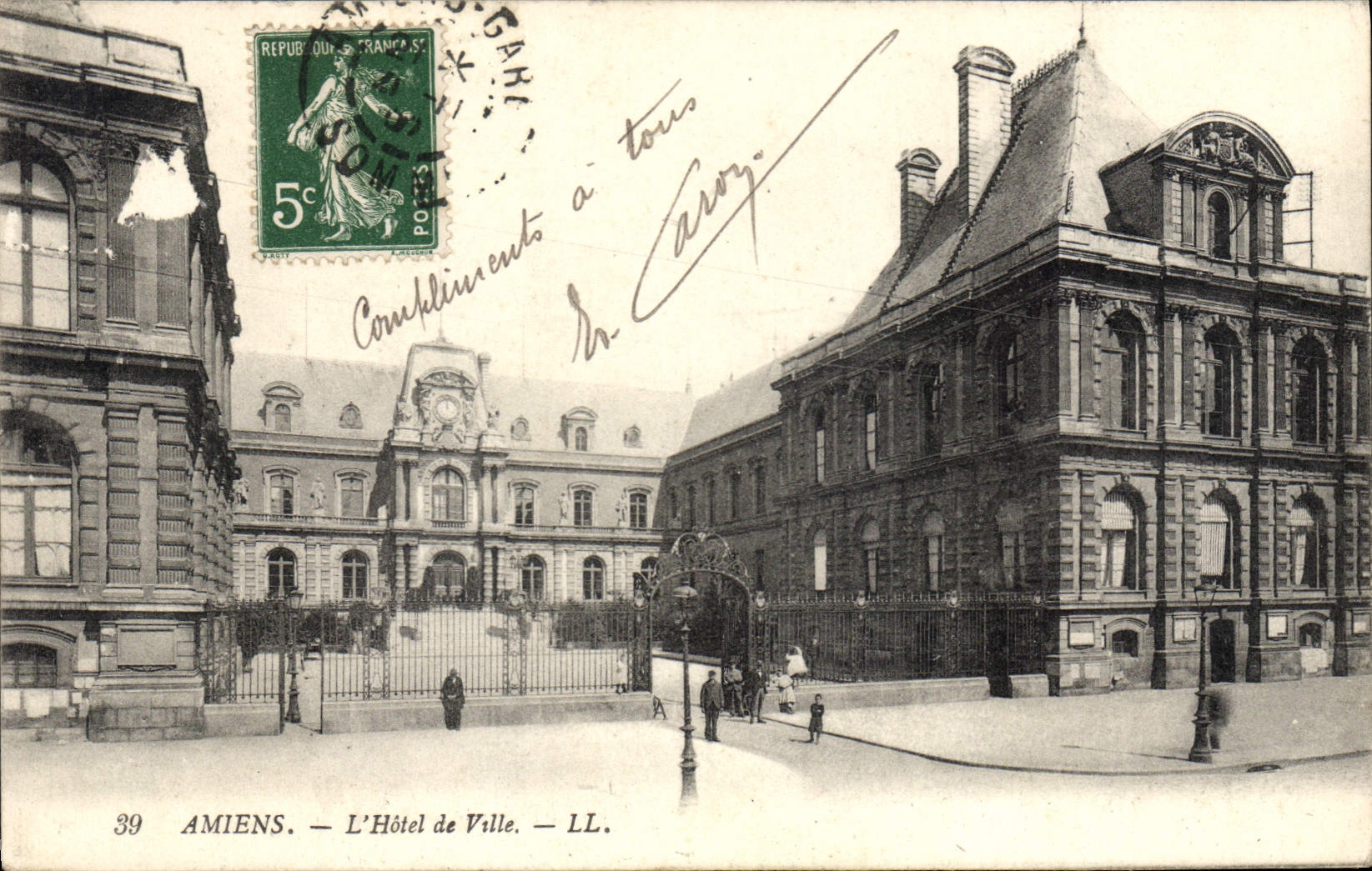 CPA Amiens L'Hotel de Ville 