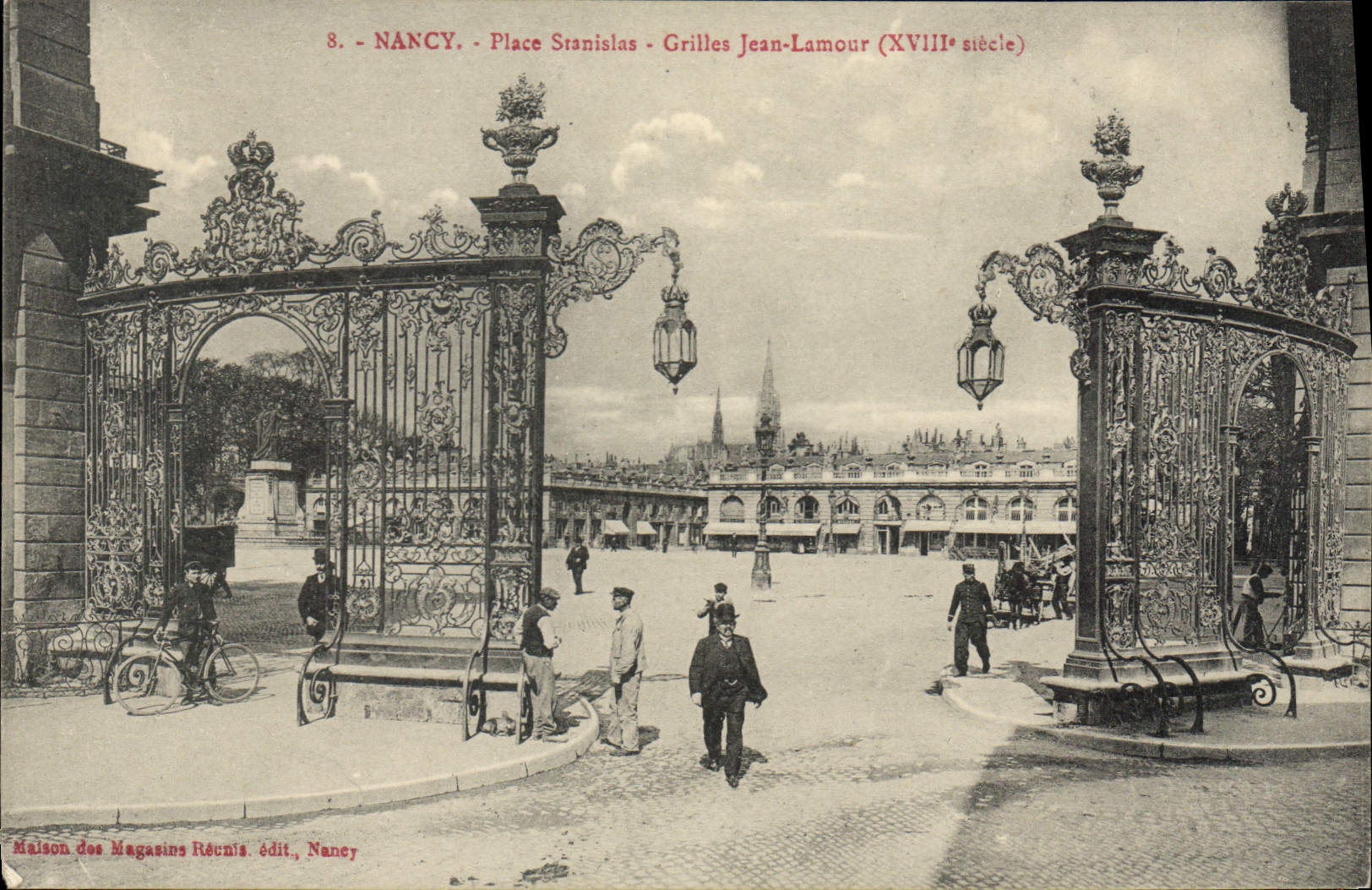 CPA Nancy Place Stanislav grilles Jean Lalour XVIII siecle