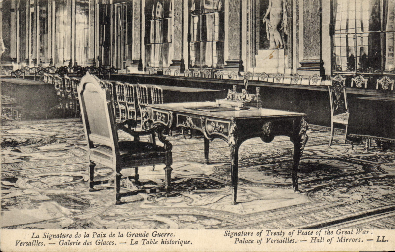 CPA La Signature de la Paix de la Grande Guerre Versailles Galerie des Glaces La Table historique 