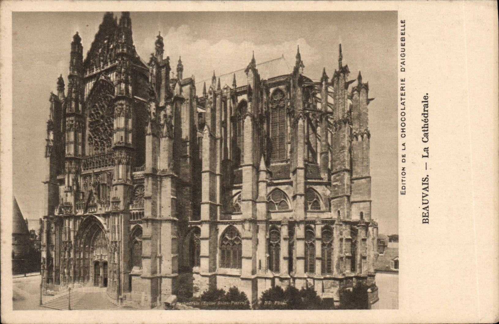 CPA Beauvais La Cathedrale 