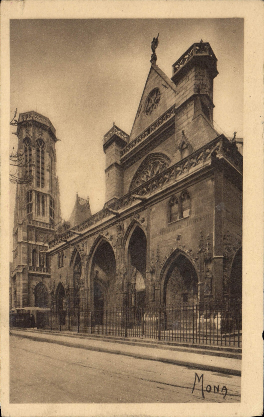 CPA Paris Eglise St Germain l'Auxerrois 
