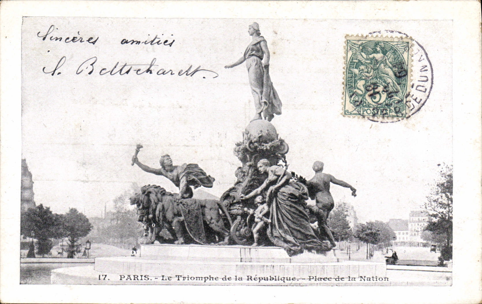 CPA Paris Le Triomphe de la Republique Place de la Nation