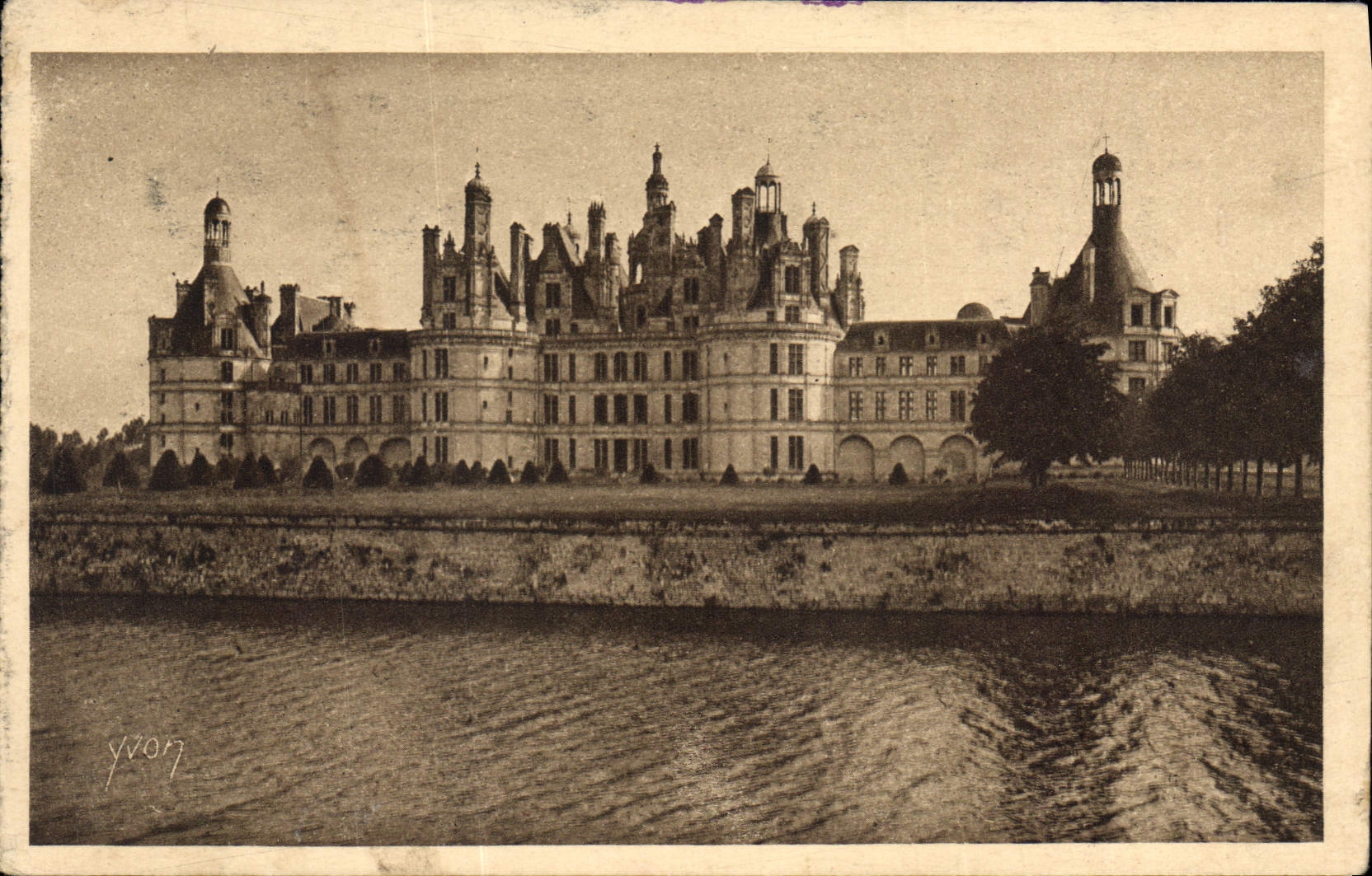 CPA La Douce France Chateaux de la Loire Chateau de Chambord Facade Nord