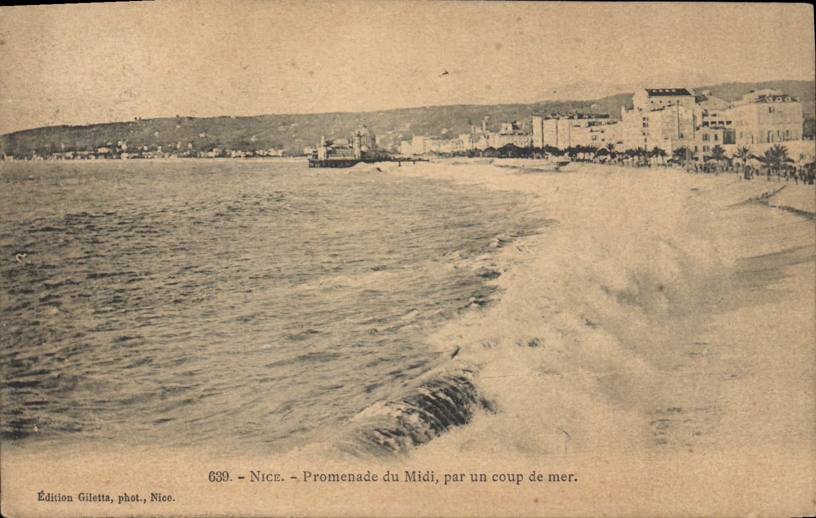 CPA Nice Promenade du Midi par un coup de mer 