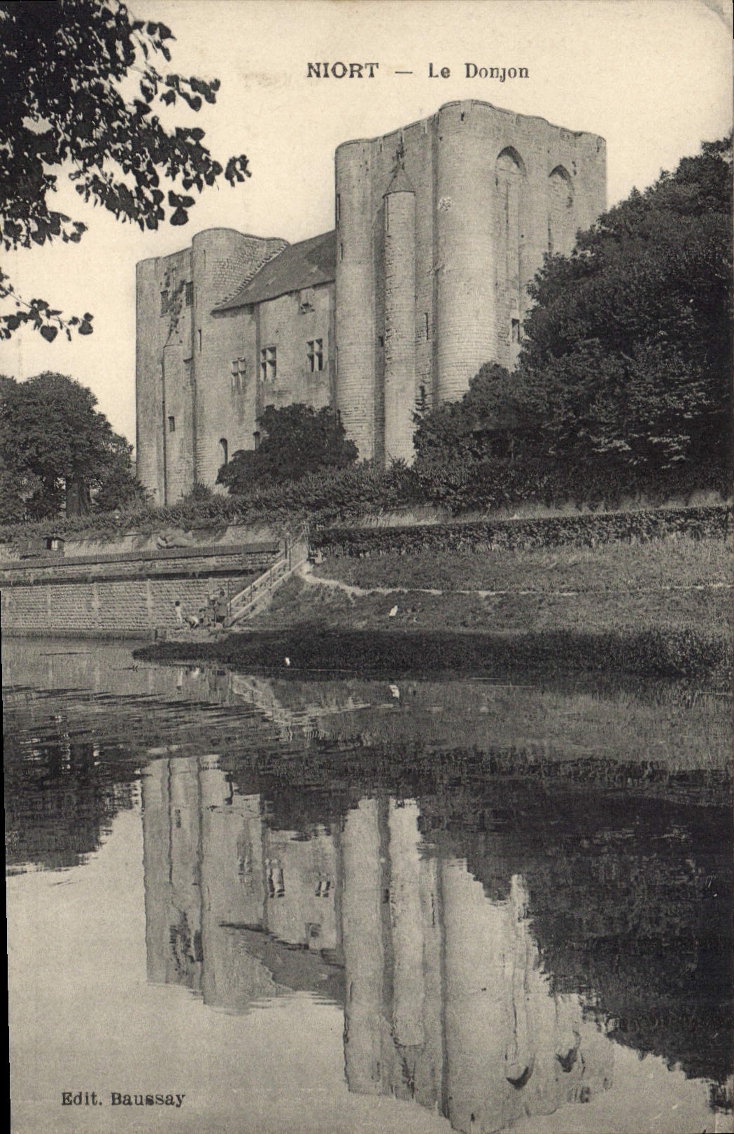 CPA Niort Le Donjon 