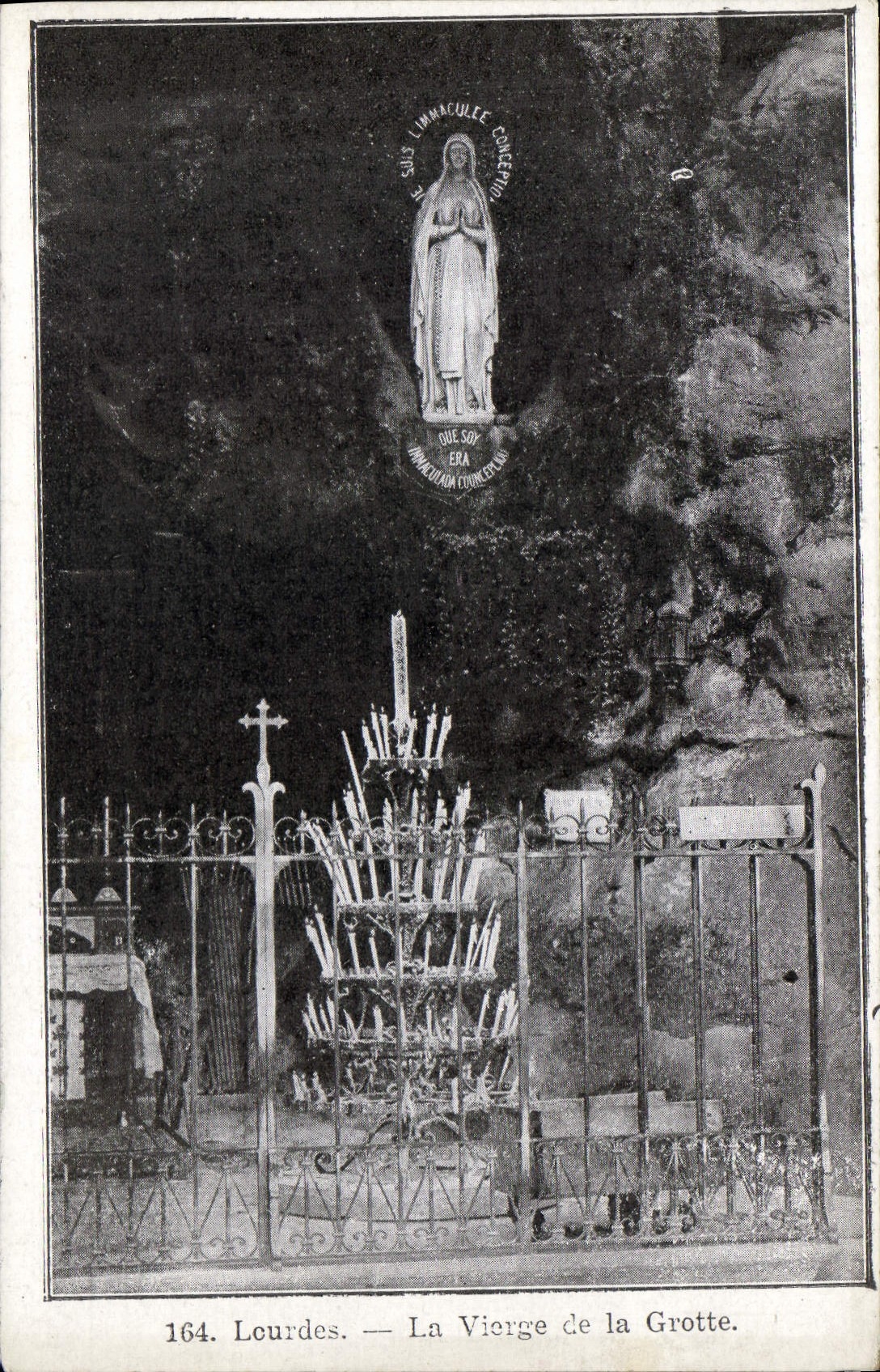 CPA Lourdes La Vierge de la Grotte 