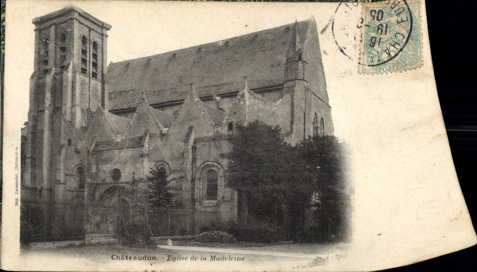 CPA Chateaudun Eglise de la Madeleine 
