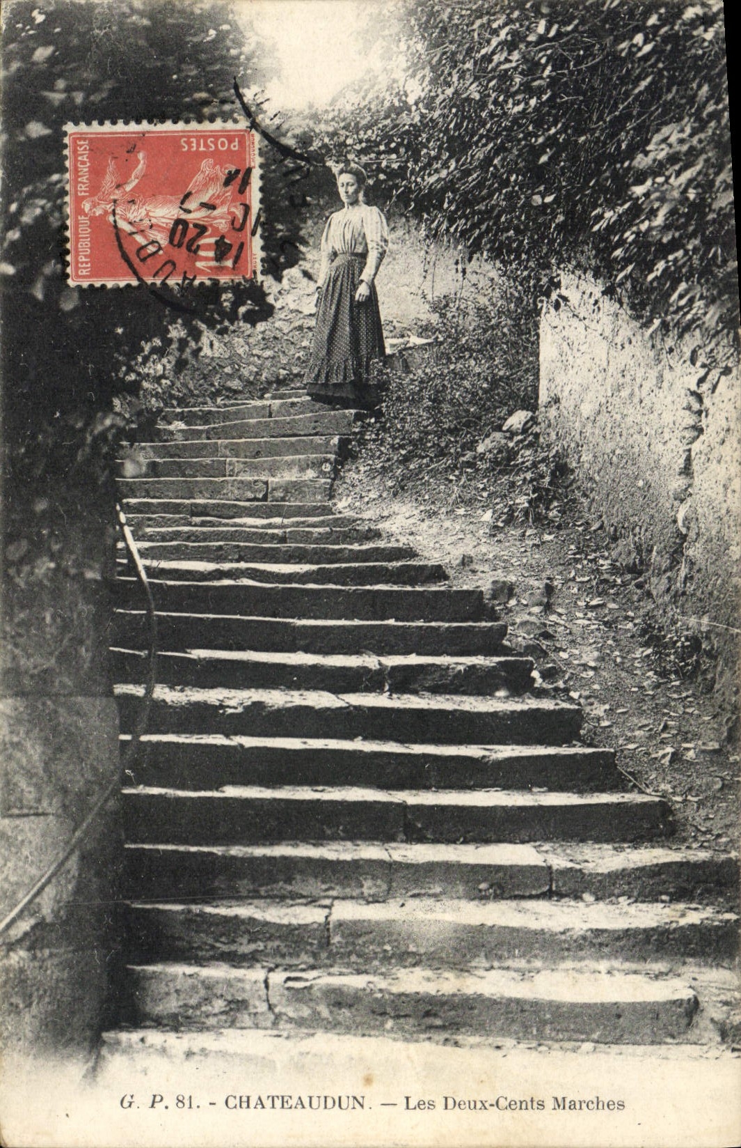 CPA Chateaudun Les Deux Cents Marches
