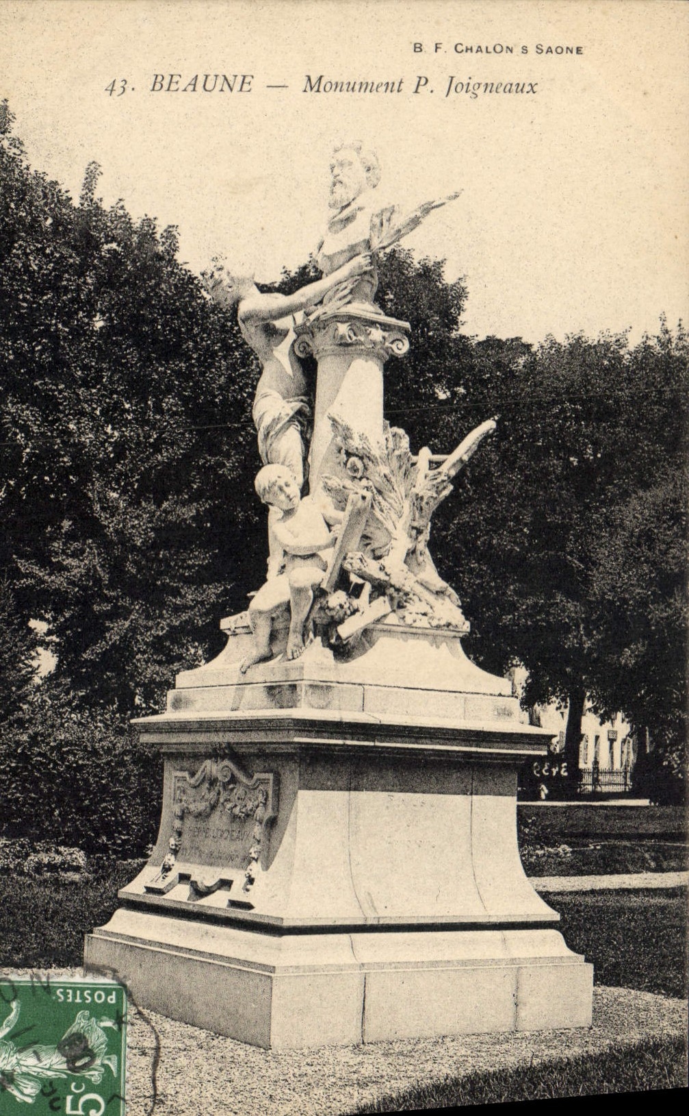 CPA Beaune Monument P Joigneaux 