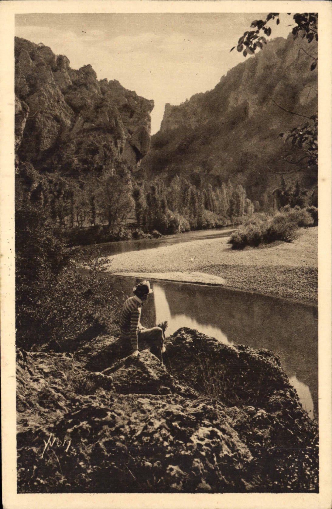 CPA Gorges du Tarn Les Detroits vue de l'entree du Cirque des Beaumes Lozere 