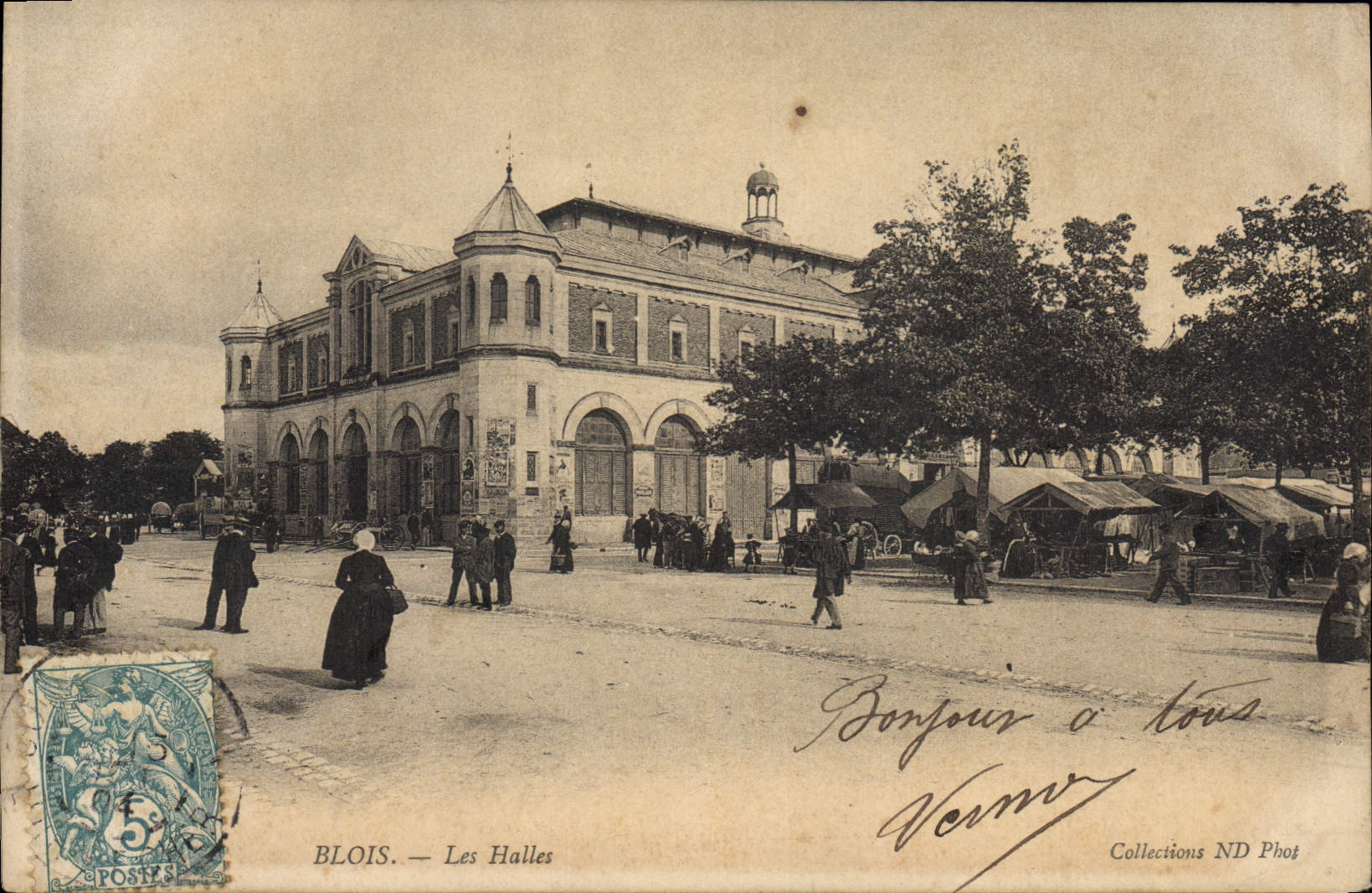 CPA Blois les Halles 