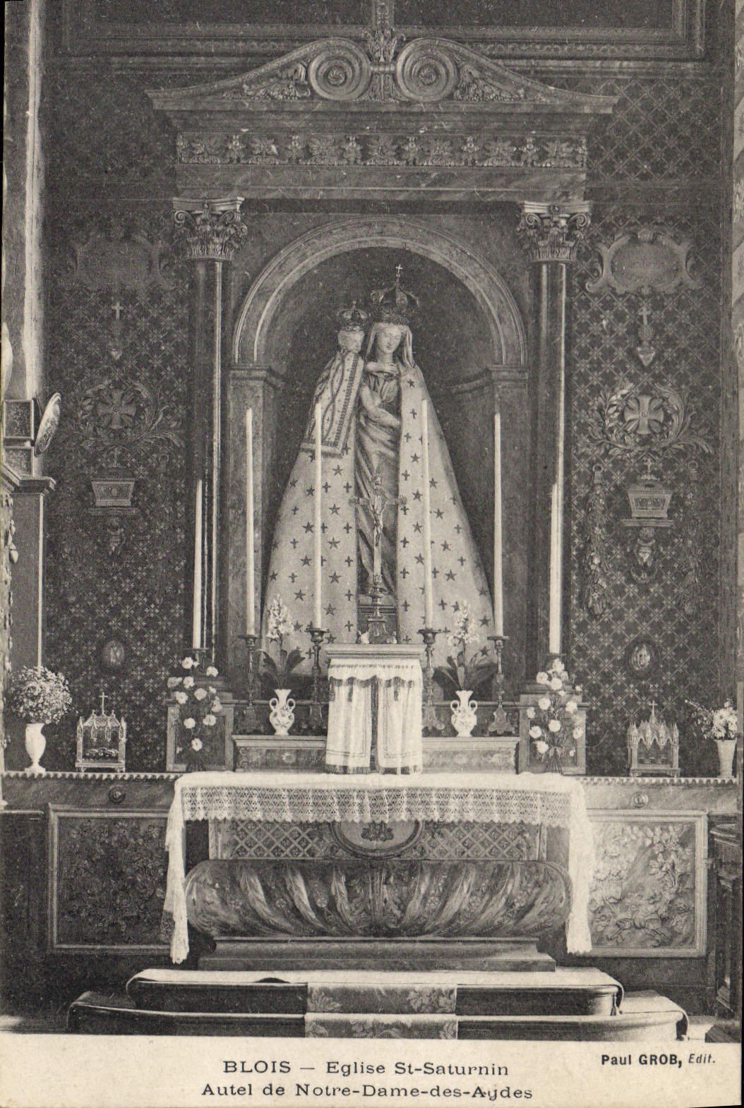 CPA Blois Eglise St Saturnin Autel de Notre Dame des Agdes 