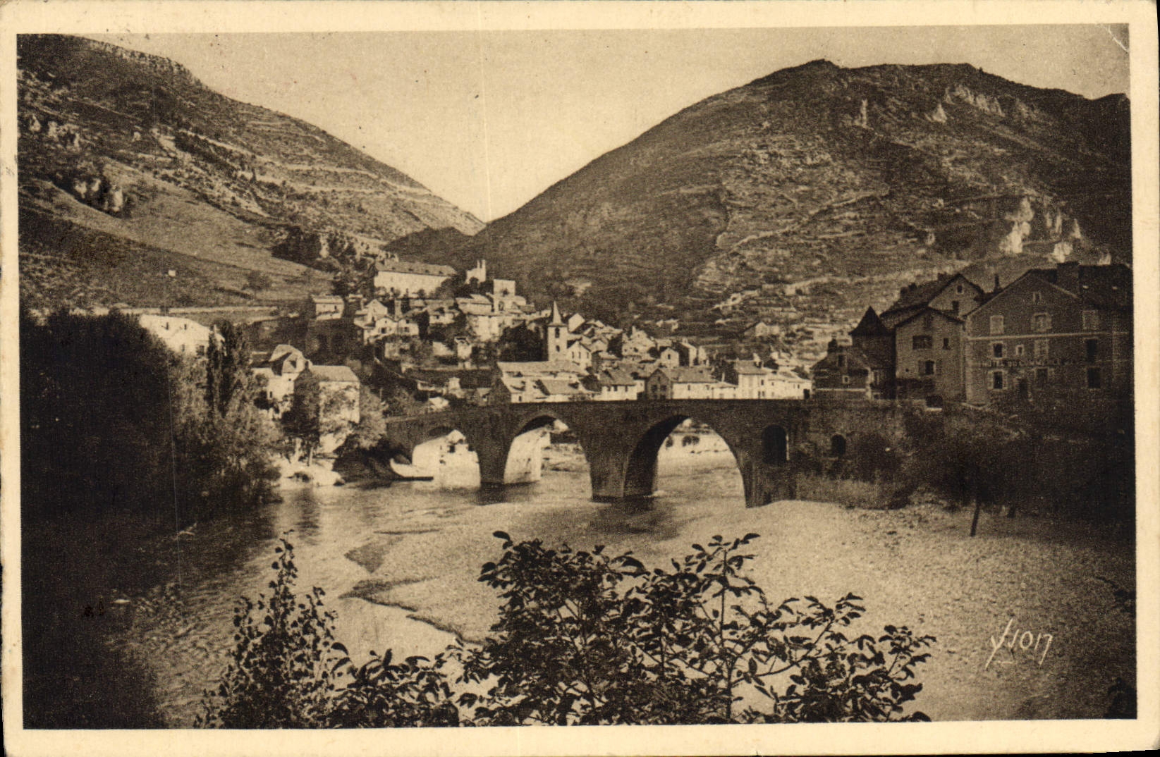 CPA Gorges du Tarn Sainte Enime Lozere Occupe une situation remarquable a un detour du Tarn