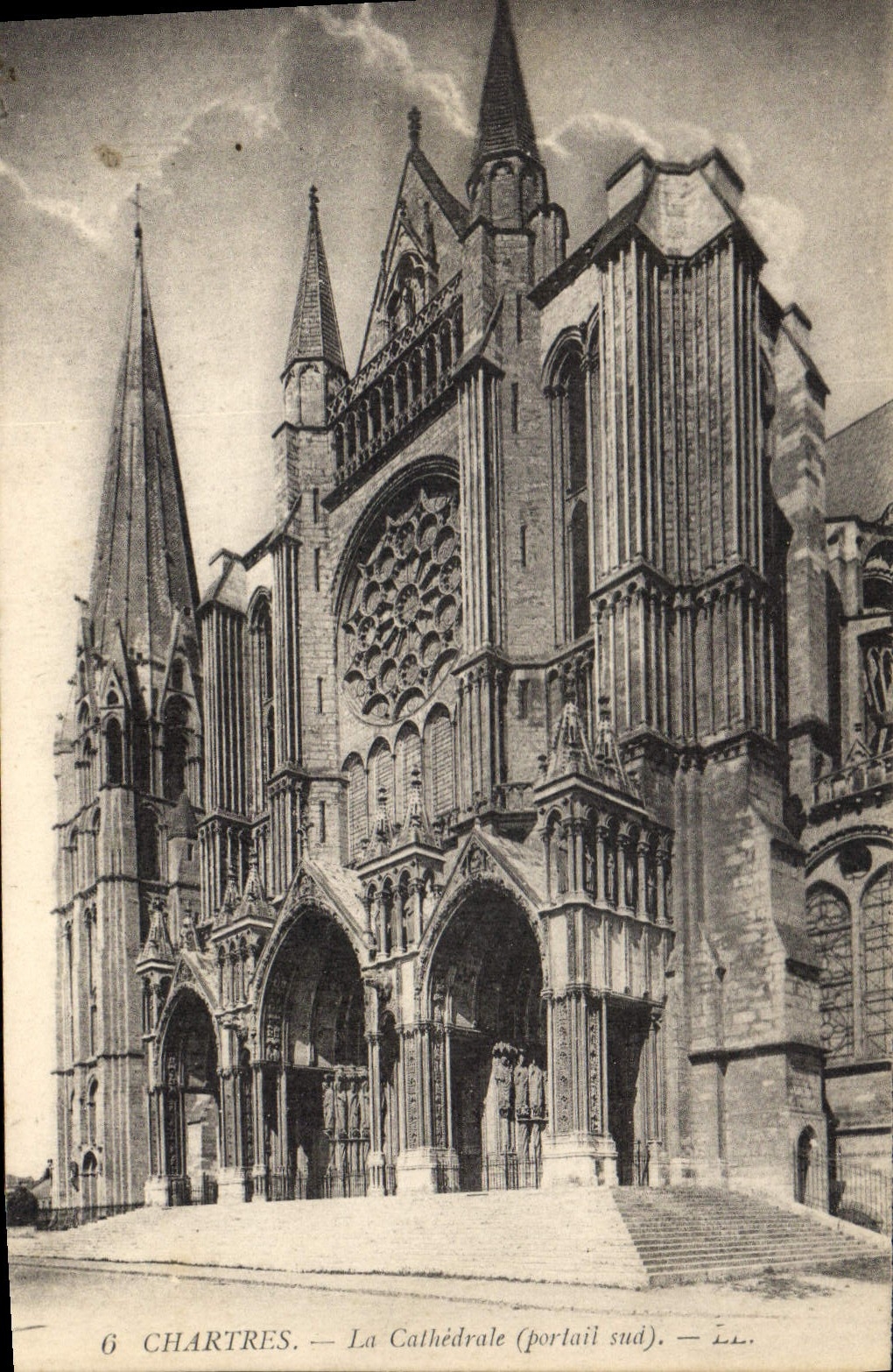 CPA Chartres la Cathedrale Portail Sud