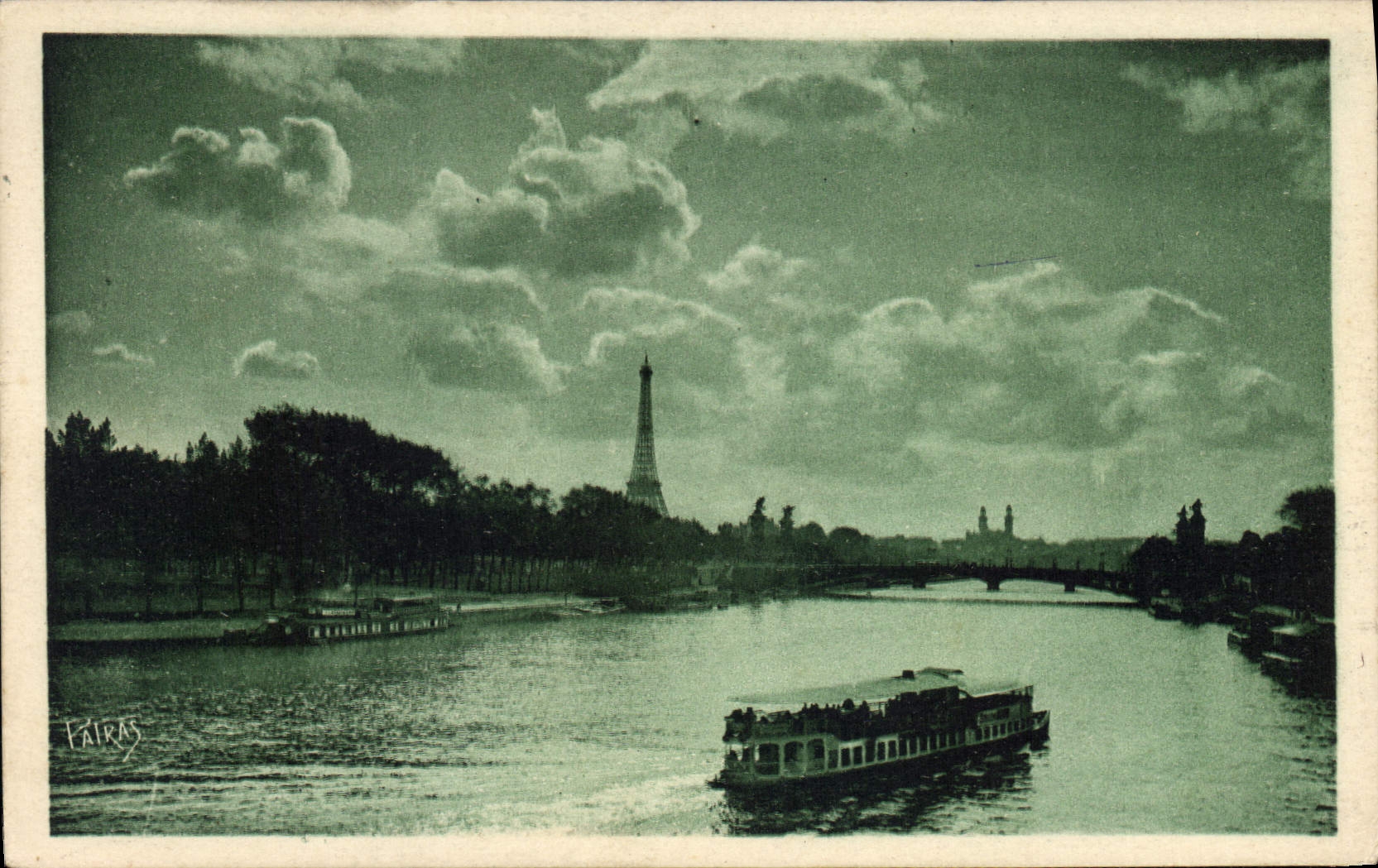 CPA Les Jolis Coins de Paris sur la Seine Tour Eiffel Bateau Peniche