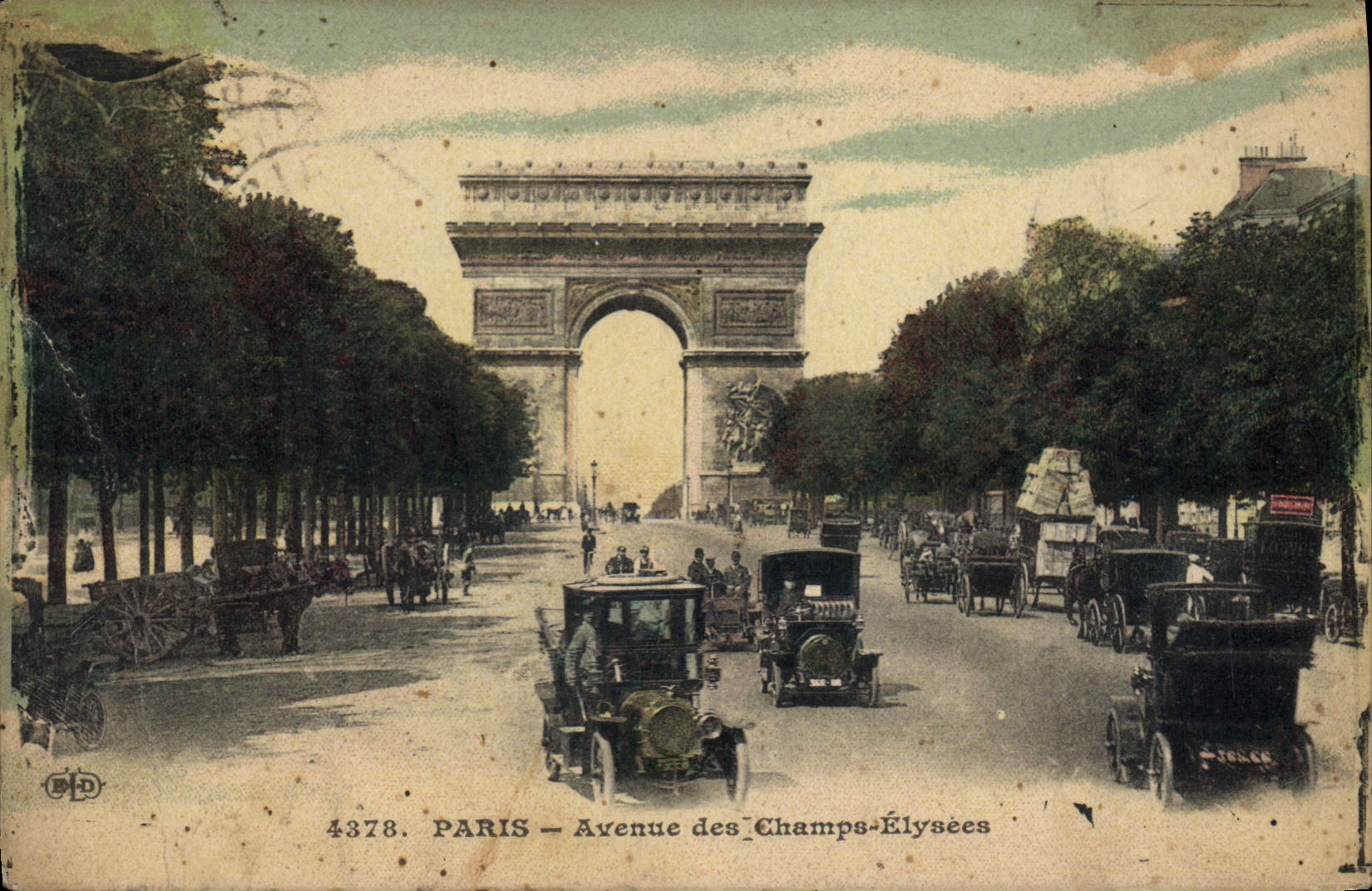 CPA Paris Avenue des Champs Elysees